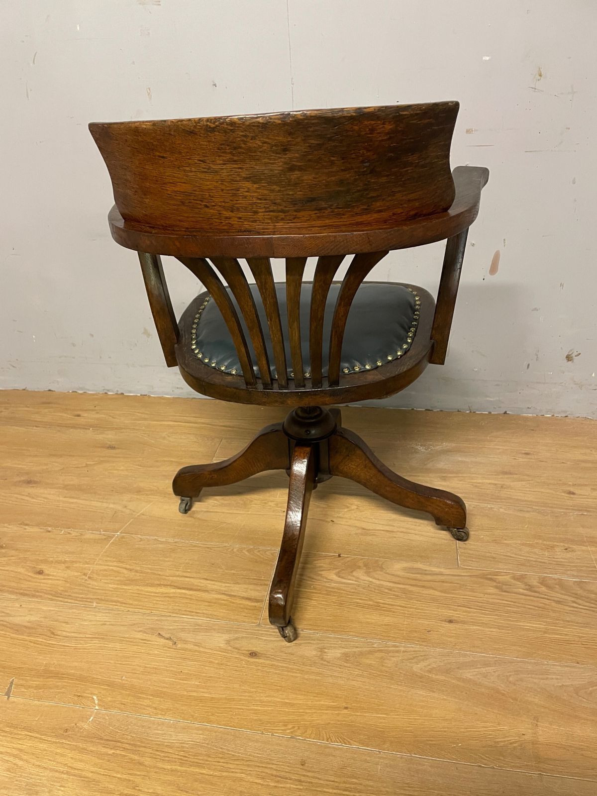 Edwardian Oak Revolving Desk Chair photo vinterior