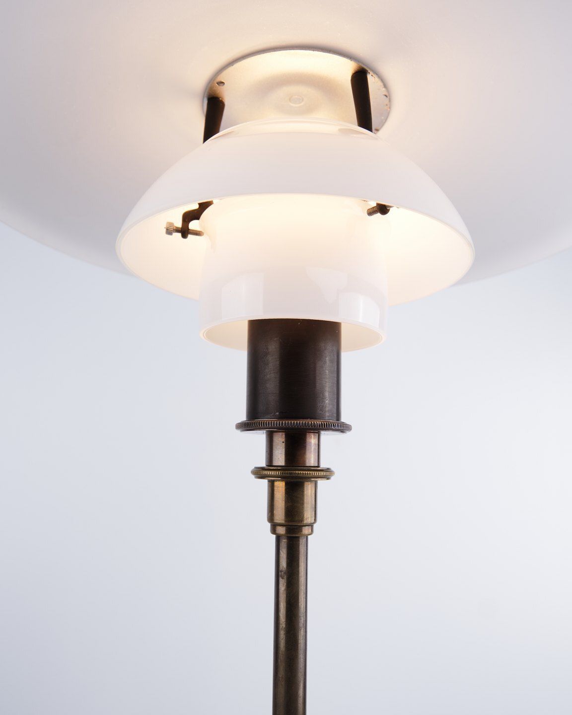 Poul Henningsen Ph 3/2 Treph Table Lamp Anniversary Model 1994 For Louis Poulsen photo vintage
