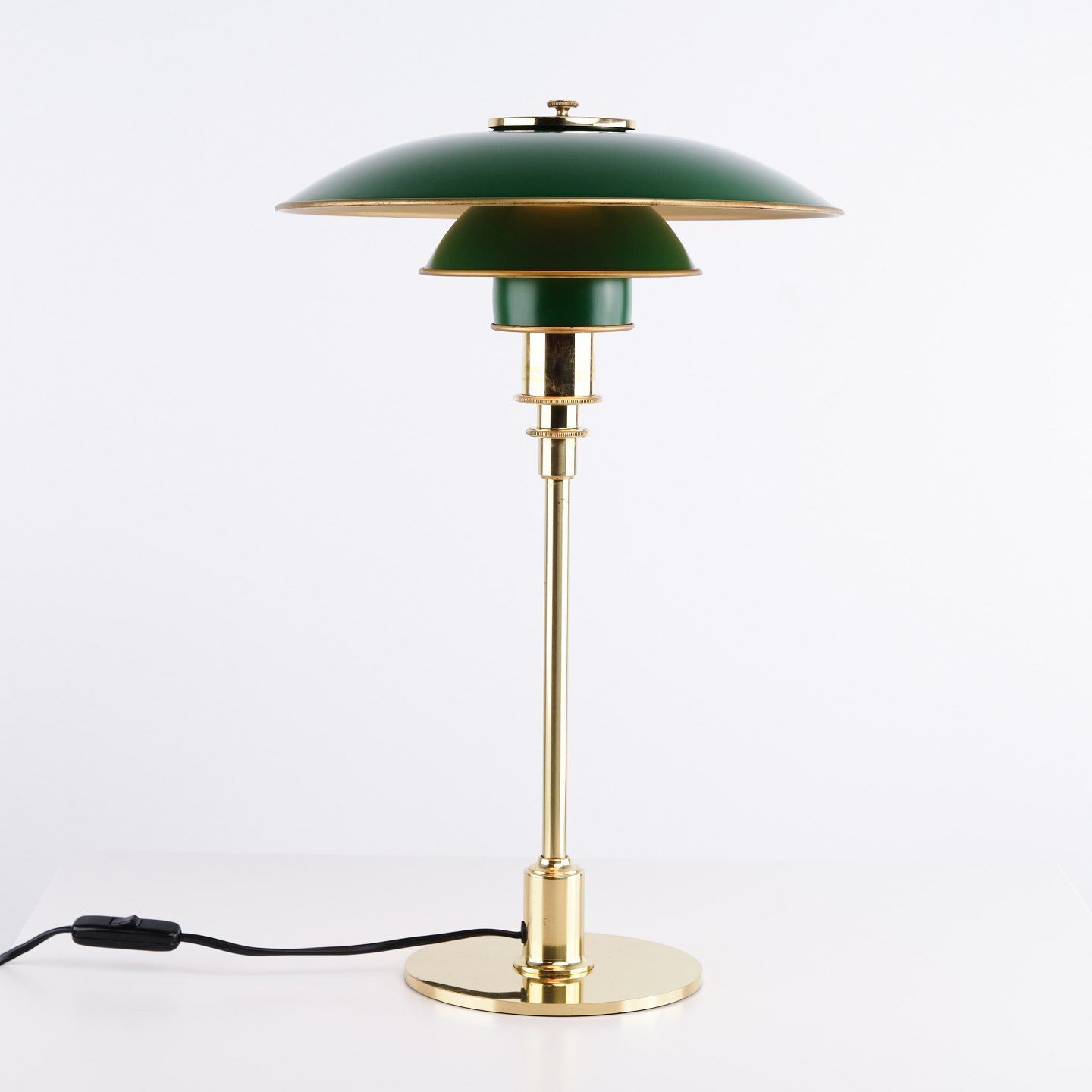 Poul Henningsen Table Lamp Model Ph 3/2 Anniversary Edition In Brass With Green Metal Shades For Louis Poulsen photo vintage