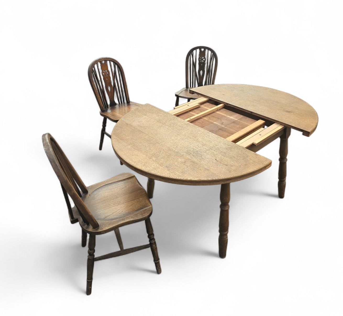 A Bit Wearthered Windsor Wheelback Dining Set (7) By The Oirschotse Meubelindustrie 1950s photo for sale