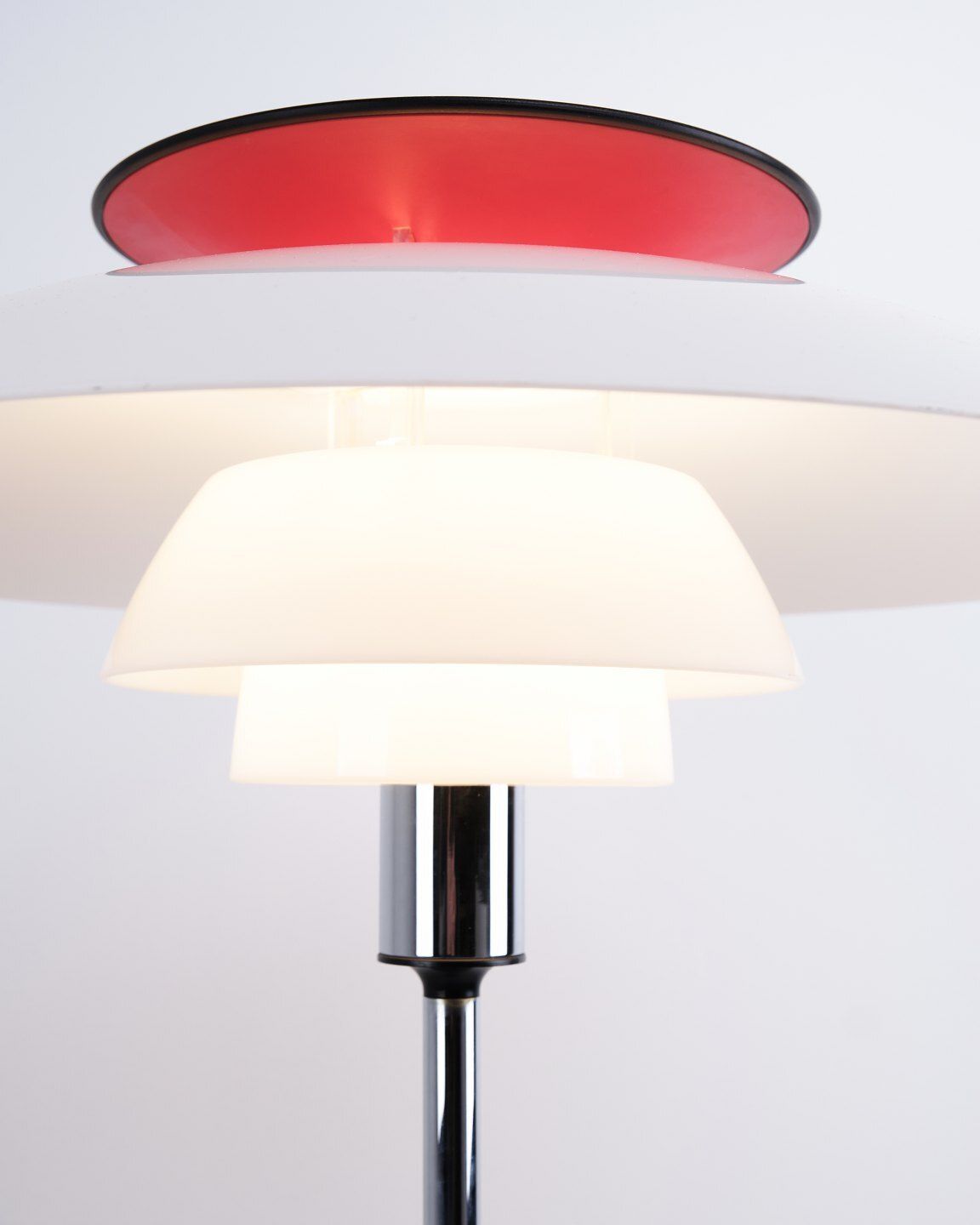 Poul Henningsen Floor Lamp Model Ph 80, Louis Poulsen photo Lighting
