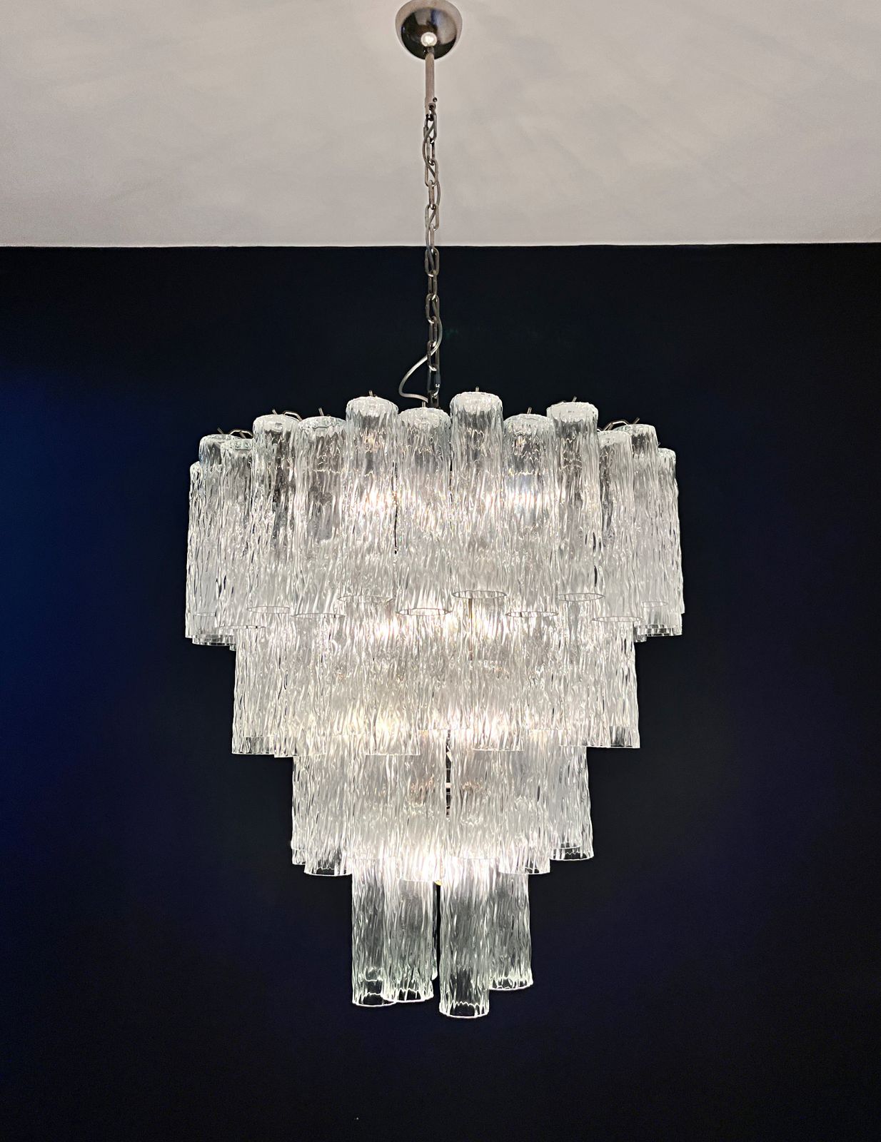 photo furniture Huge Murano Glass Tiered Chandelier   80 Glasses   Transparent Corteccia Glass Tube