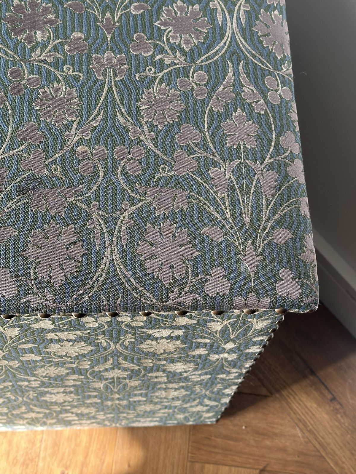 An English Window Seat Upholsteed In William Morris Style Fabric photo buy