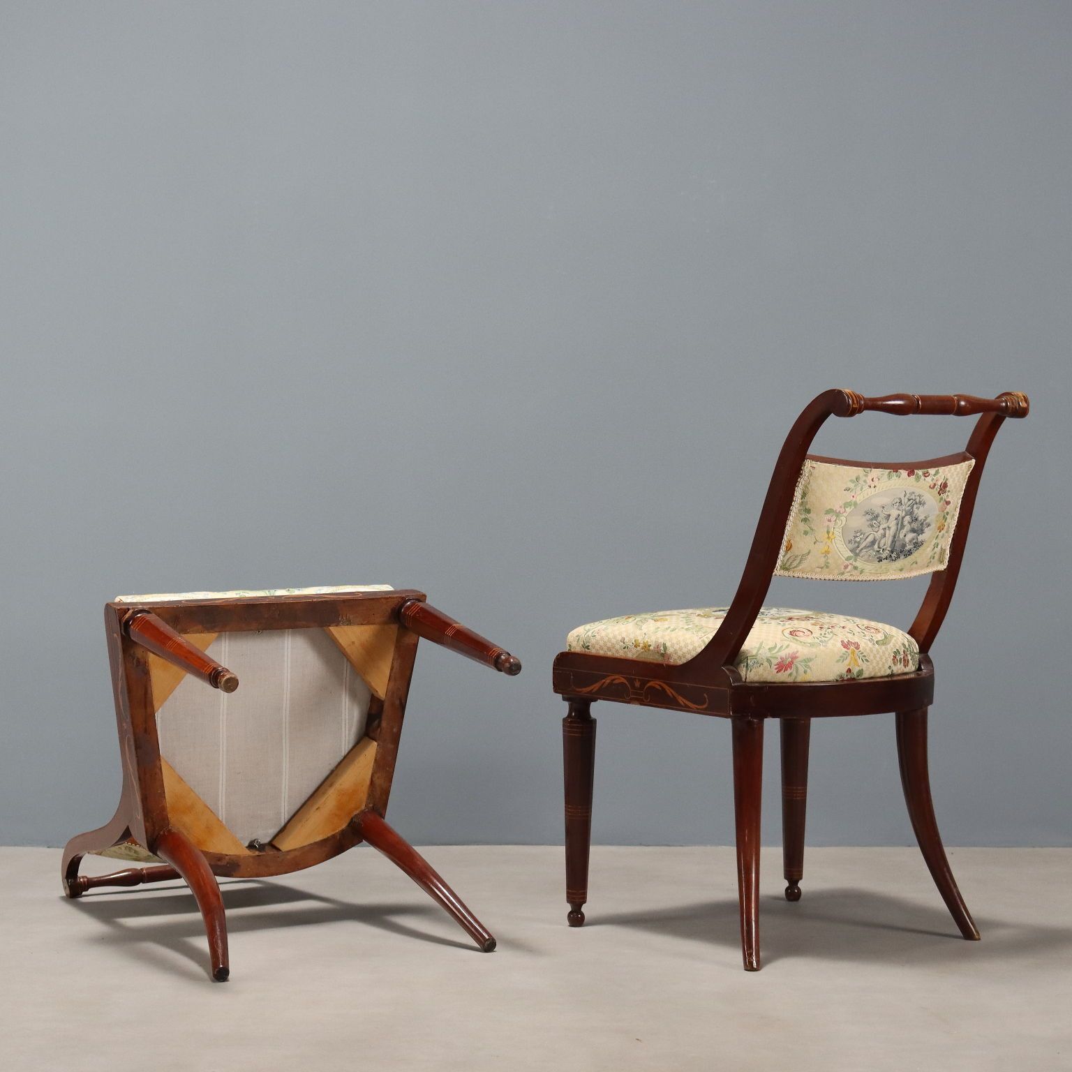 photo buy Victorian Chairs Mahogany Fabric United Kingdom XIX Century