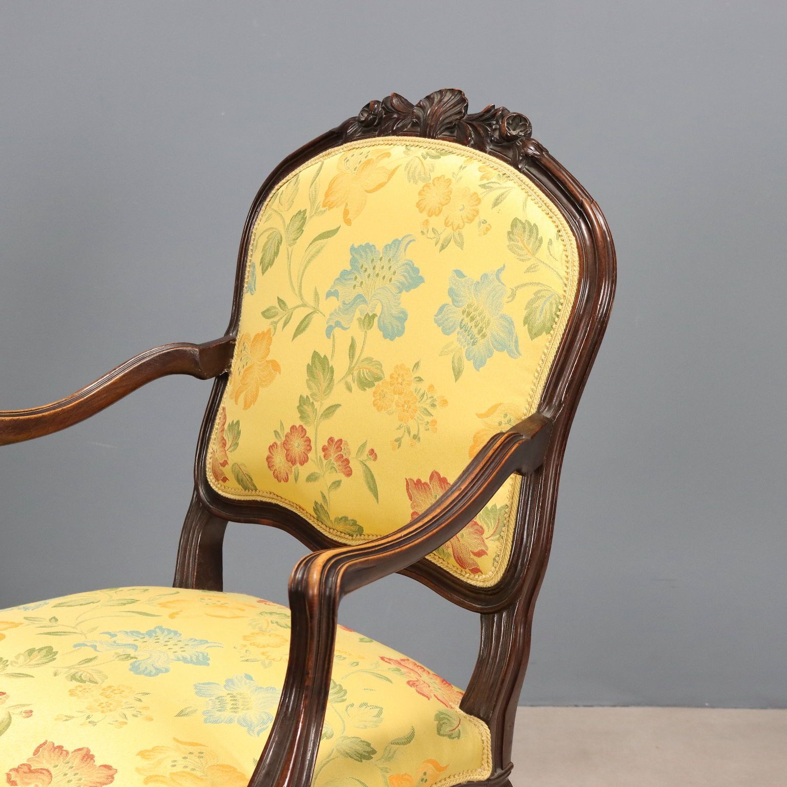 Armchairs Baroque Style Walnut Carvings XIX XX Century photo 970.0