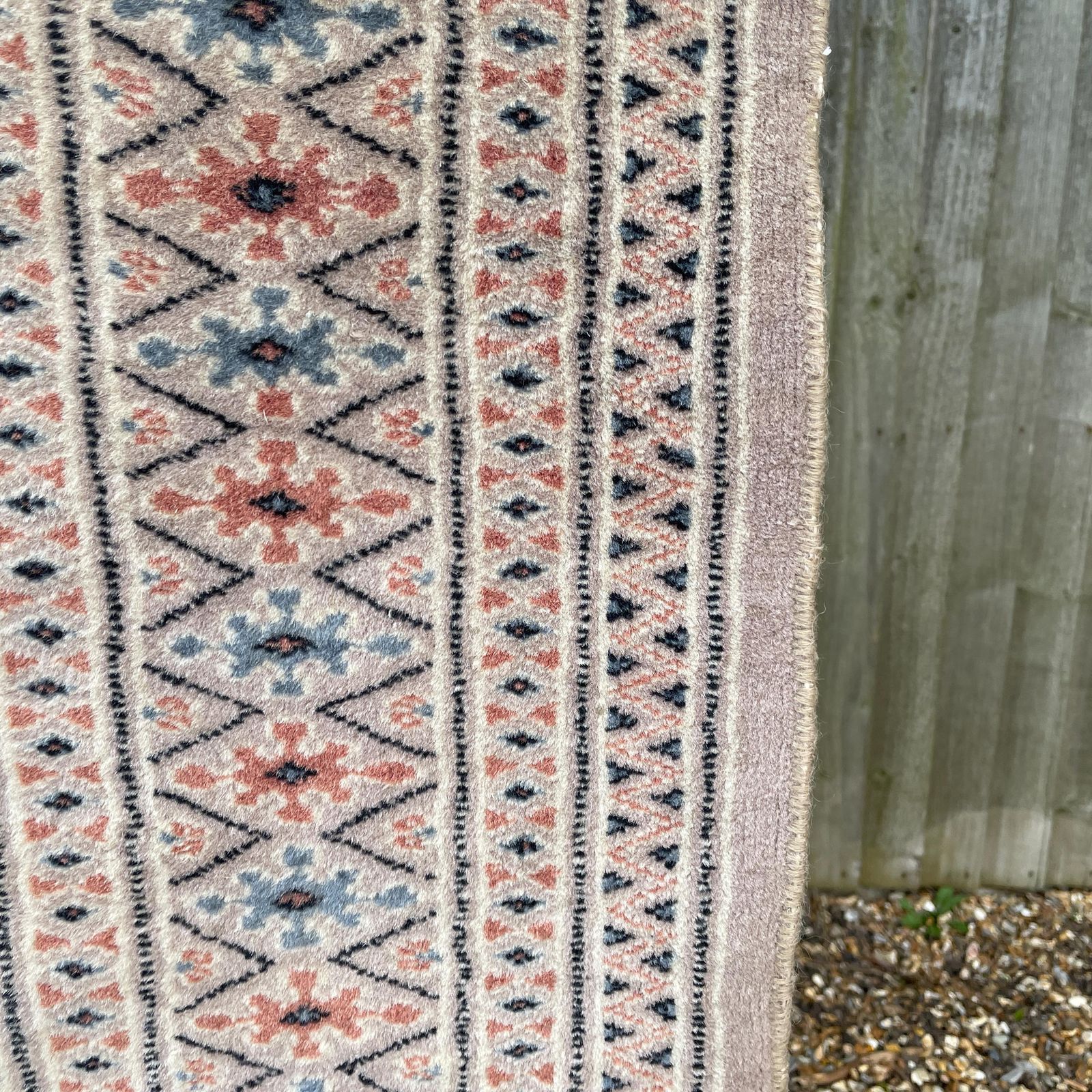photo furniture Cream Bokhara Rug Hand Knotted Wool Geometric Pattern Runner Carpet Vintage Middle Eastern Pale Muted Tones