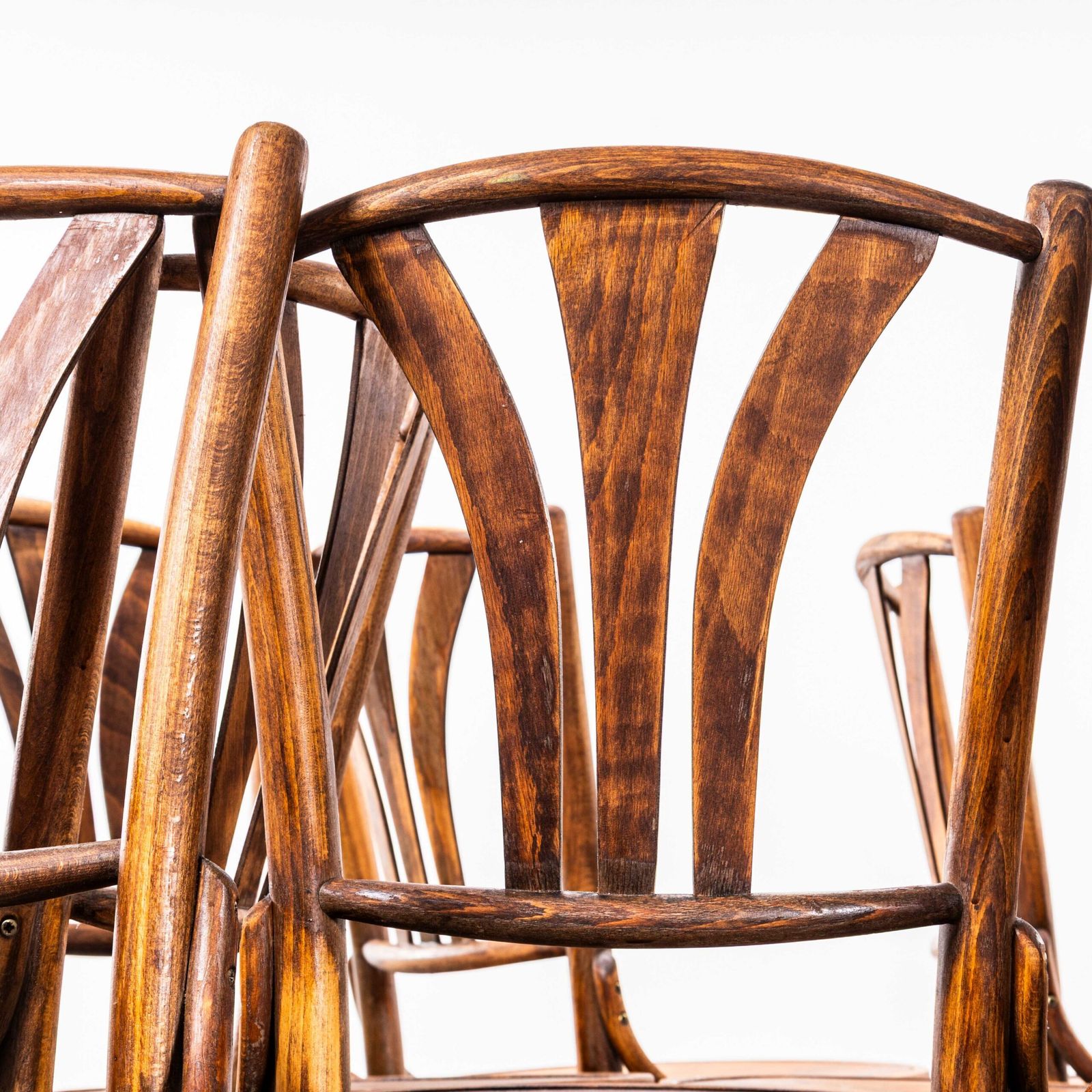 1990’s Fan Back Mid Oak Bentwood Dining Chairs – Set Of Eleven photo vinterior