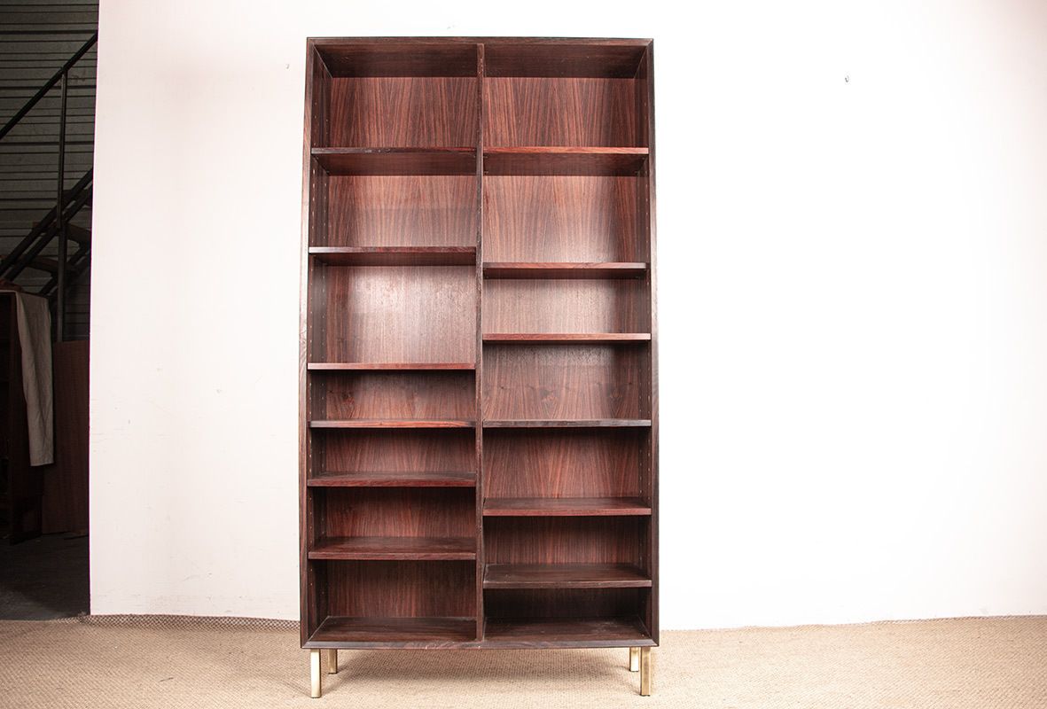 photo furniture Grande bibliothèque danoise en palissandre par Erik Brouer pour Brouer's Mobelfabrik