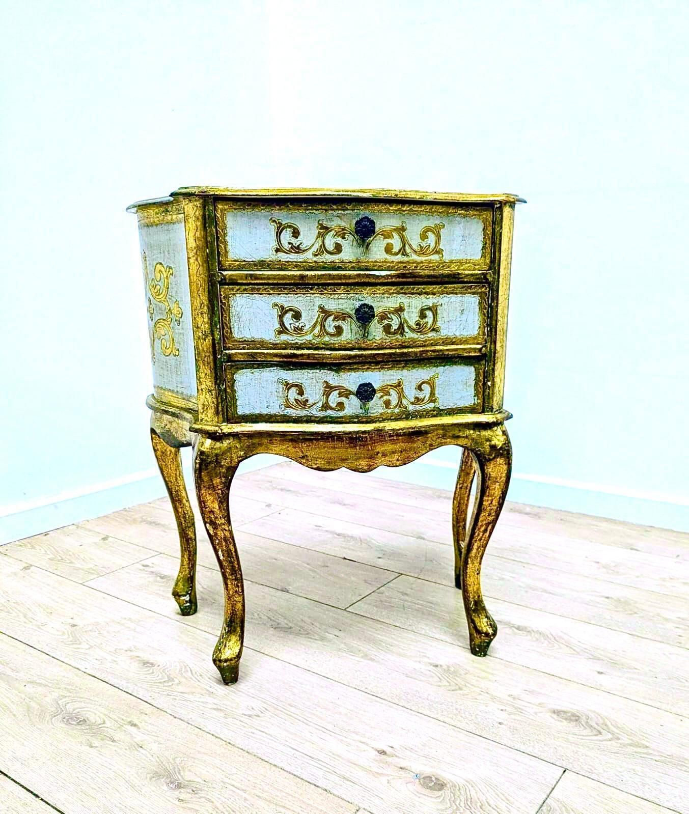Beautiful Superb Quality Italian Florentine Chest Drawers 0189. photo vinterior