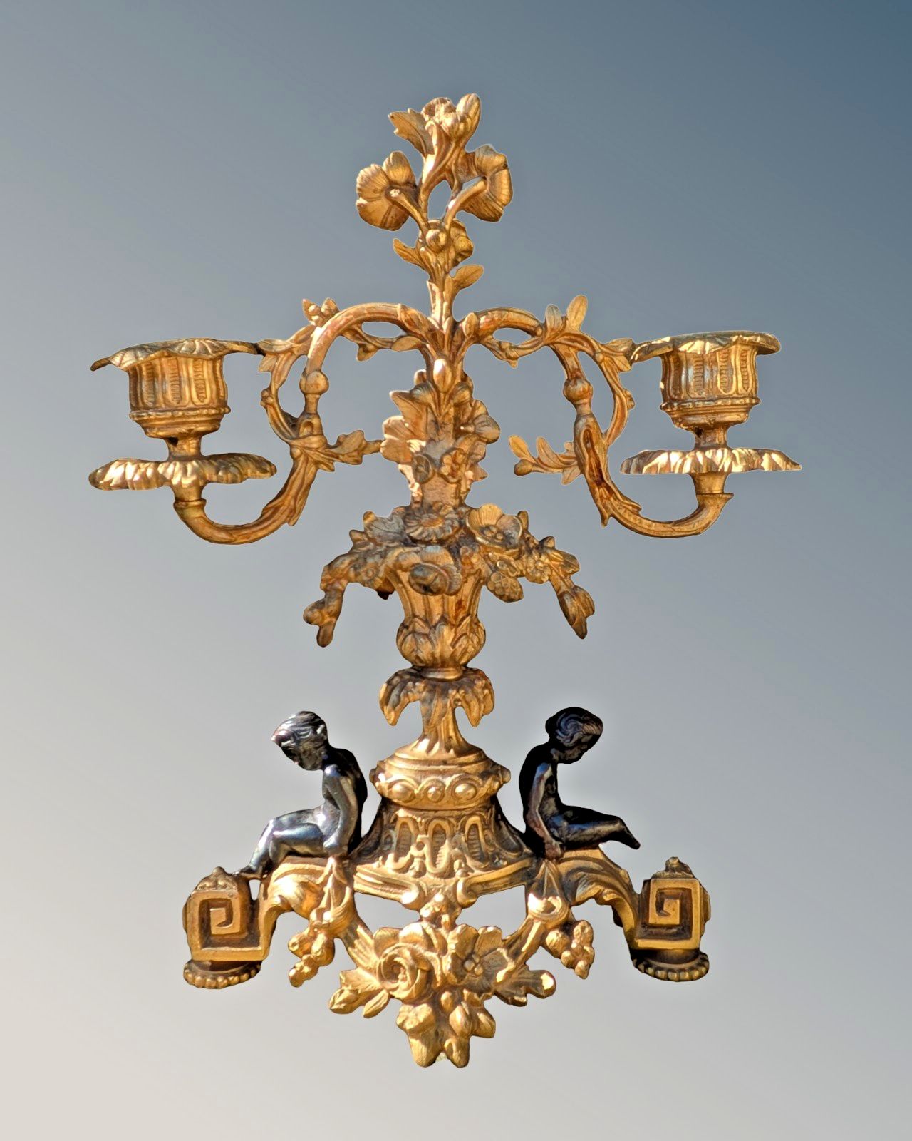Good Pair Of 19th Century Gilt Bronze Candeabra photo vinterior