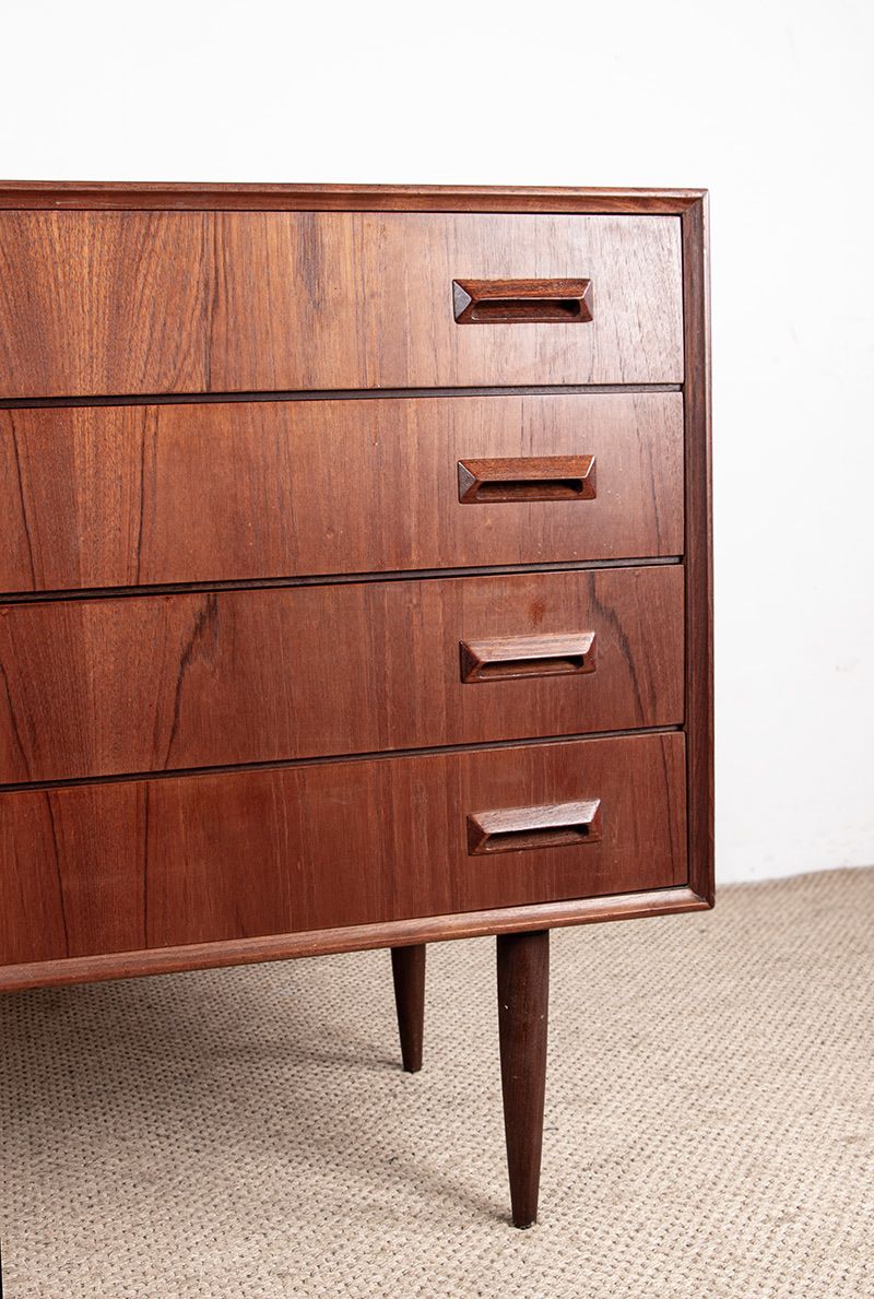 Commode danoise en teck, 4 tiroirs, par Borge Mogensen pour Søborg Mobelfabrik. photo 1500.0