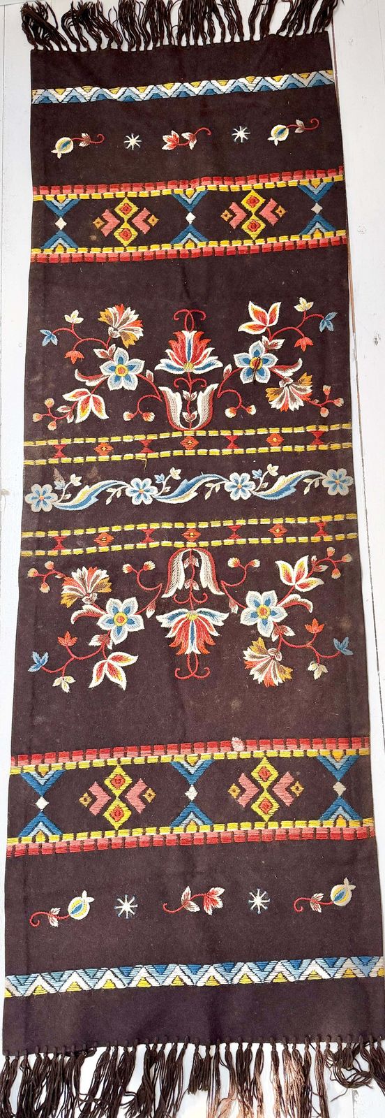 Skåne, Sweden. Antique 175cm / 68.9in Tapestry Wool Table Runner
