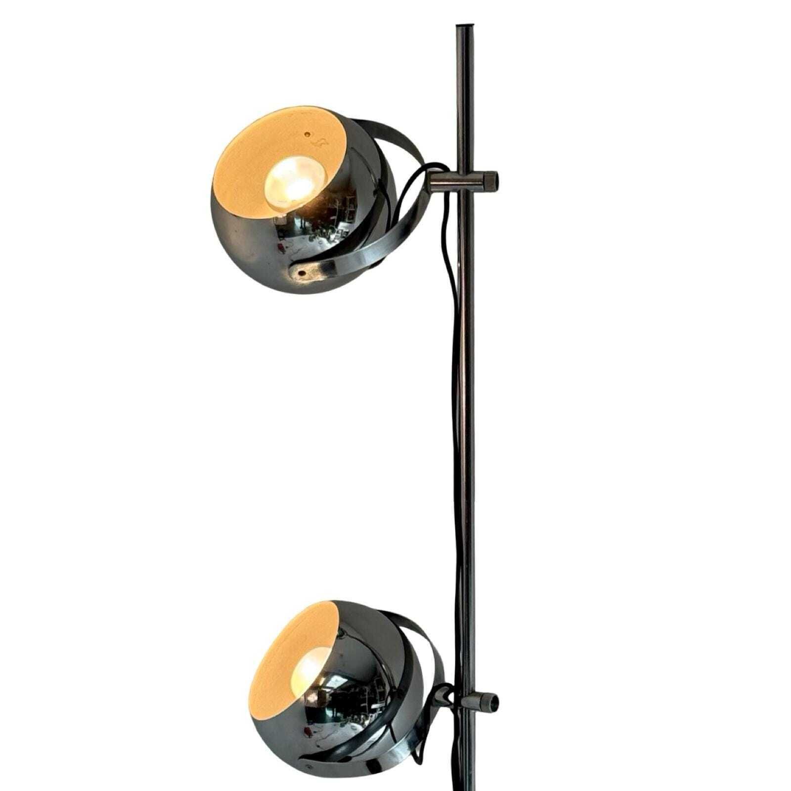 Gepo   Space Age Design / Mcm Floor Lamp With Two Shades   Chrome Shades photo vinterior