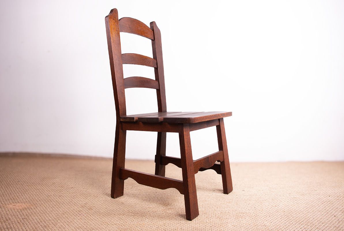Ensemble de 6 grandes chaises brutalistes en chêne massif, années 1950, dans le style de René Gabriel. photo buy