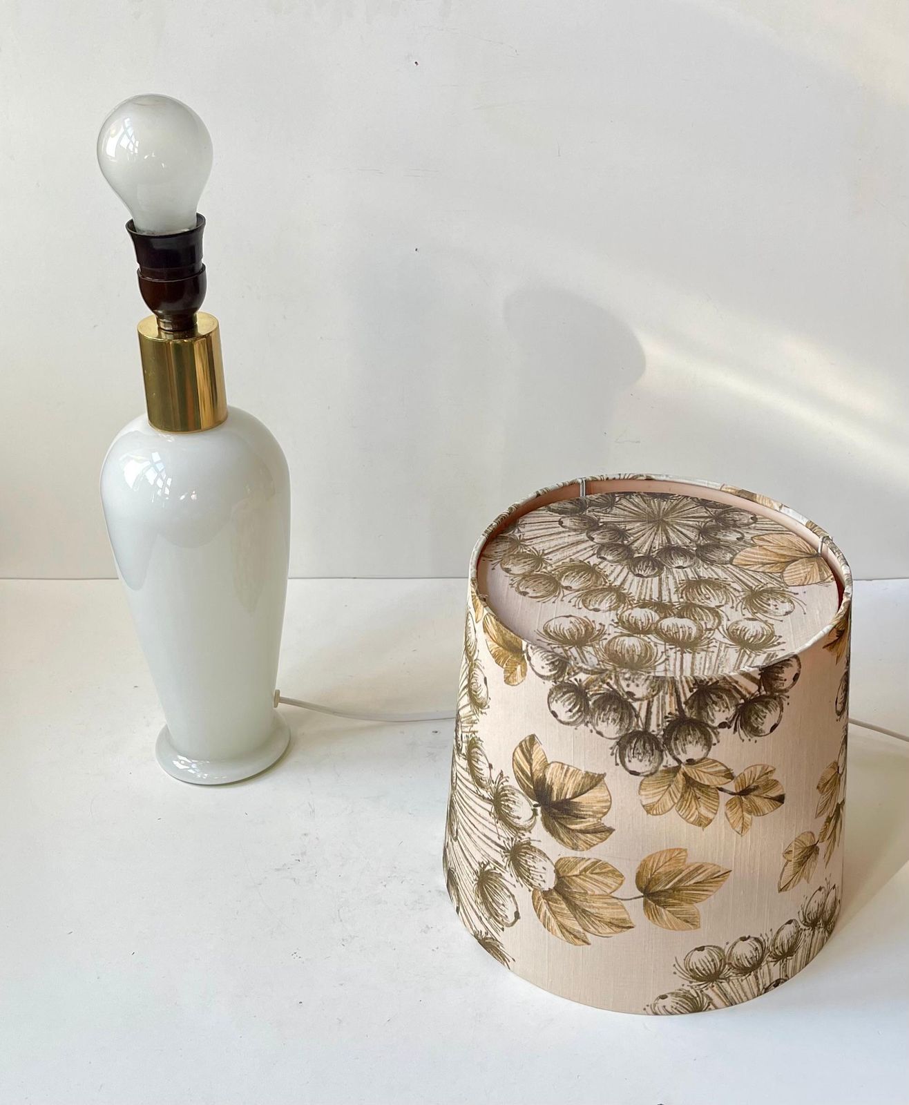 Swedish Modern Table Lamp W. Poppy Flower Textile Shade   Manner Of Josef Frank photo vinterior