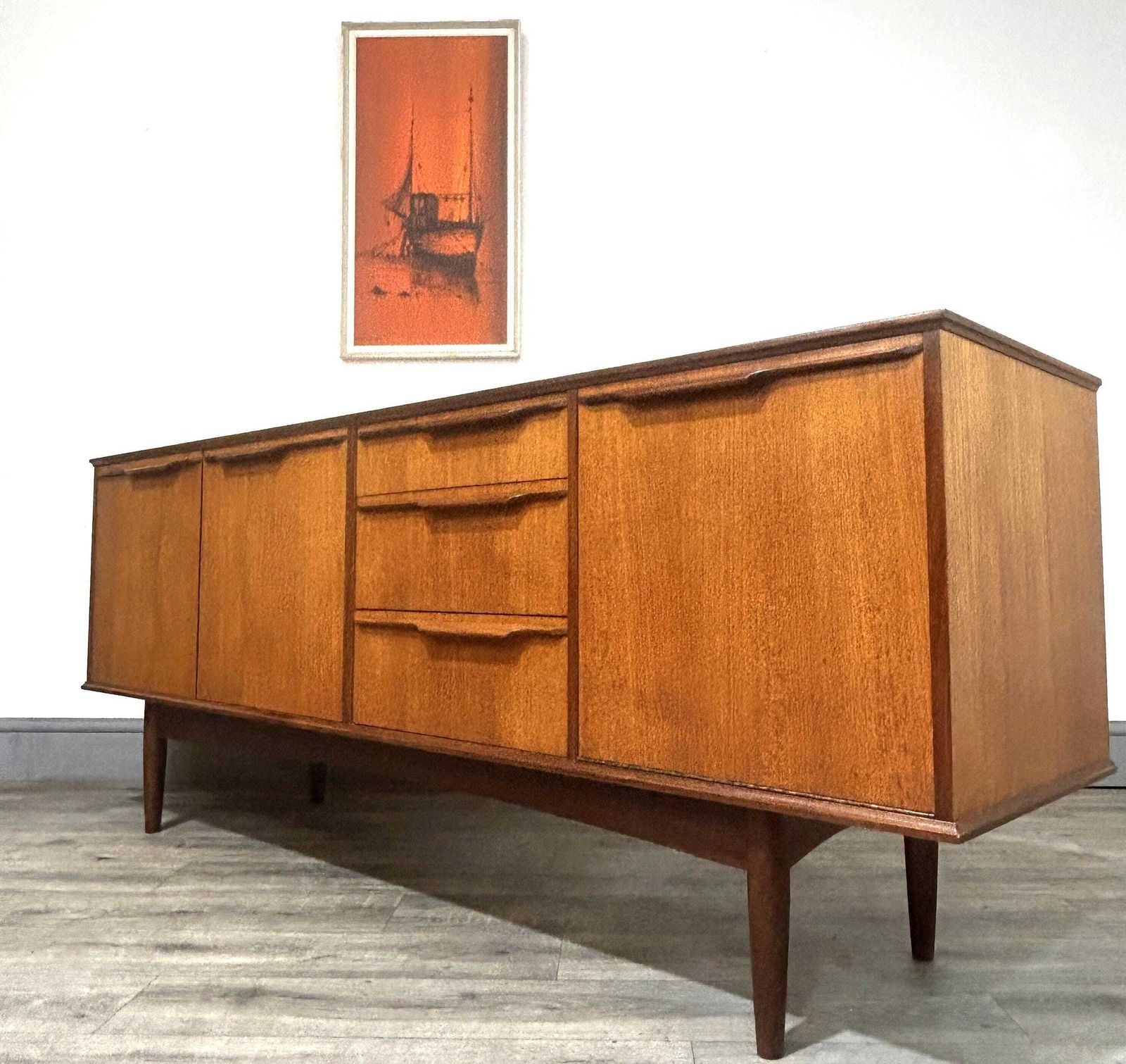photo vinterior Stylish Mid Century Teak Sideboard Morris Of Glasgow 1960's