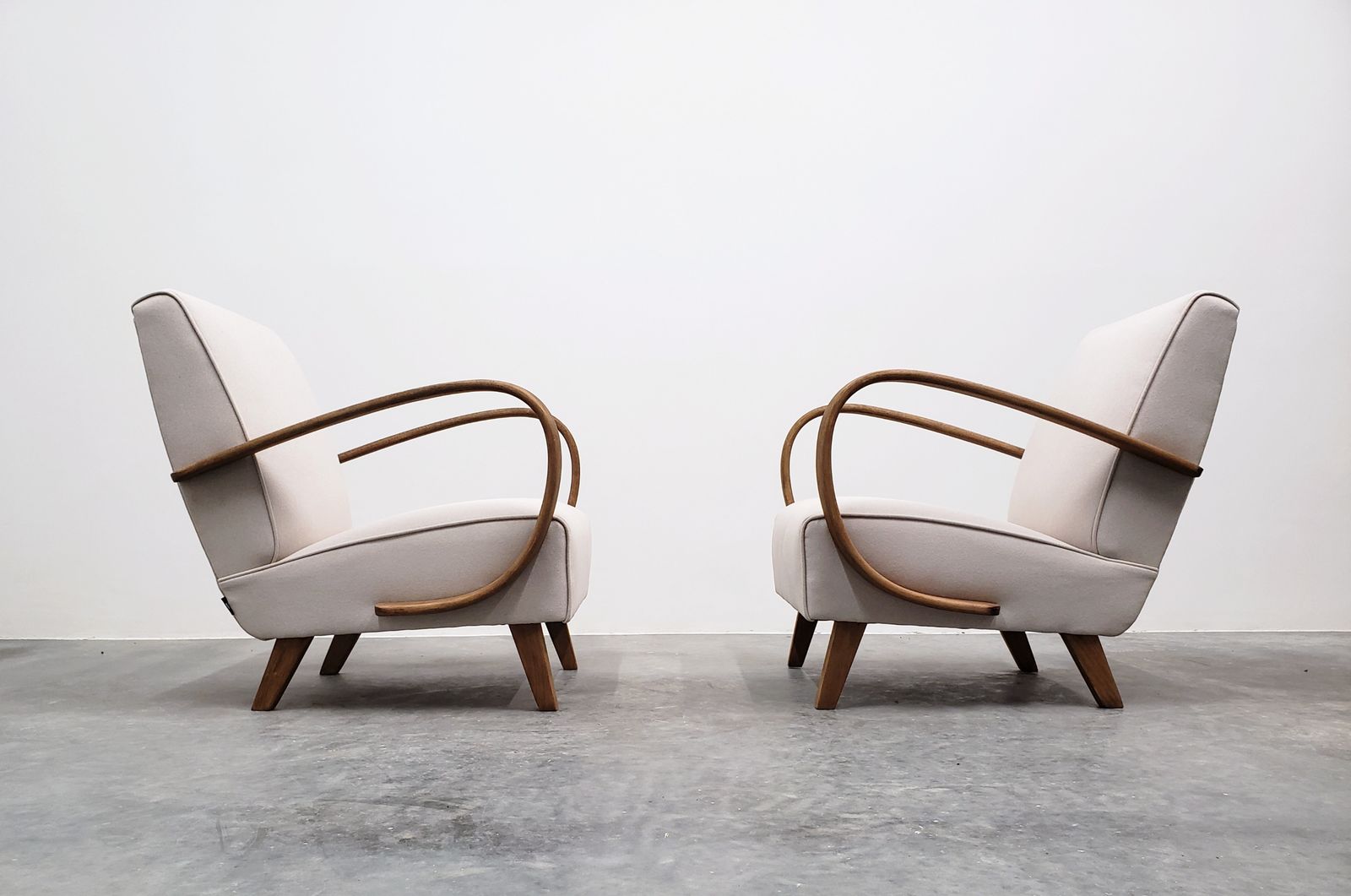 1930 Jindrich Halabala Bentwood Armchair In Beige photo buy
