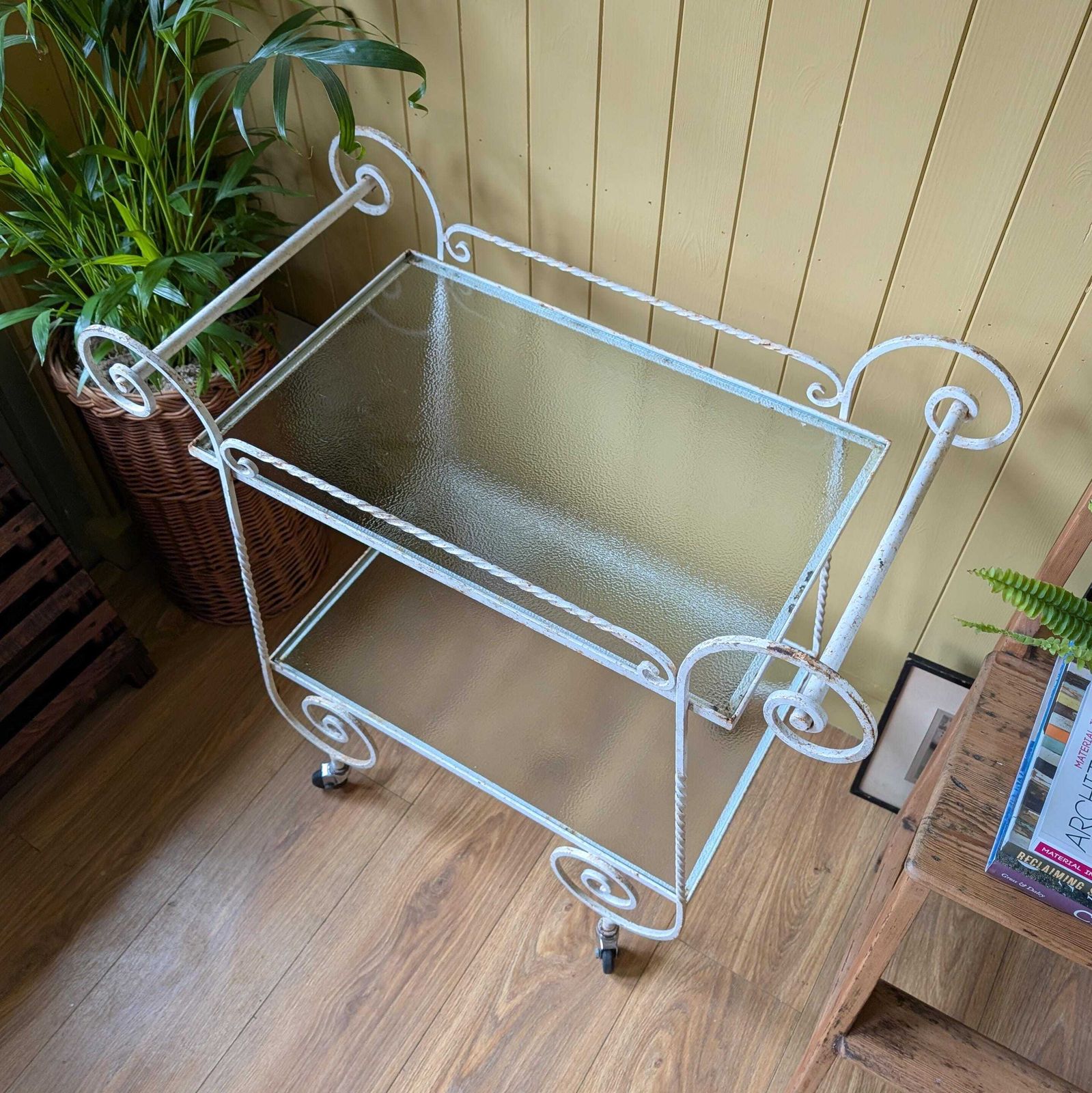 photo furniture Vintage Italian Bar Cart, 1960s