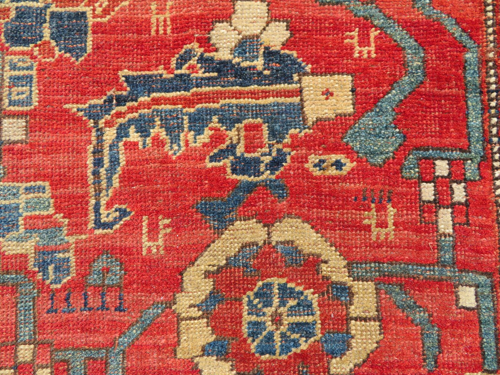 photo vinterior Antique Kurdish Kelleh Carpet. 536cm X 234cm.