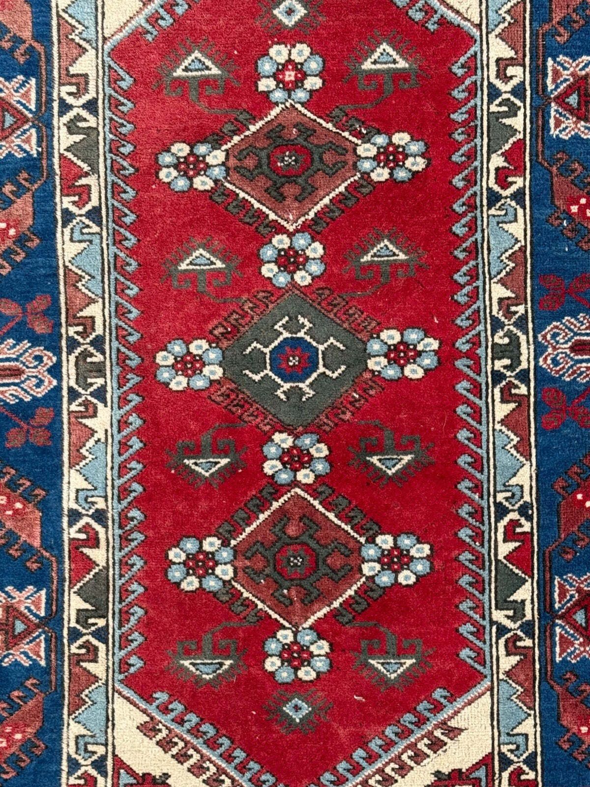 Turkish Tribal Rug Natural Dyes 200x120 Cm Vintage Turkish Carpet 2521 photo furniture
