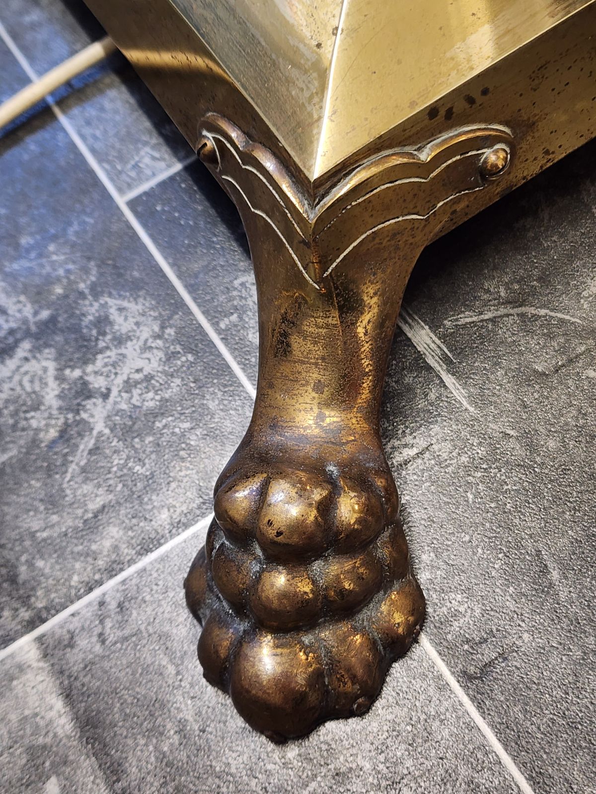 Brass Corinthian Column Adjustable Standard Lamp photo buy