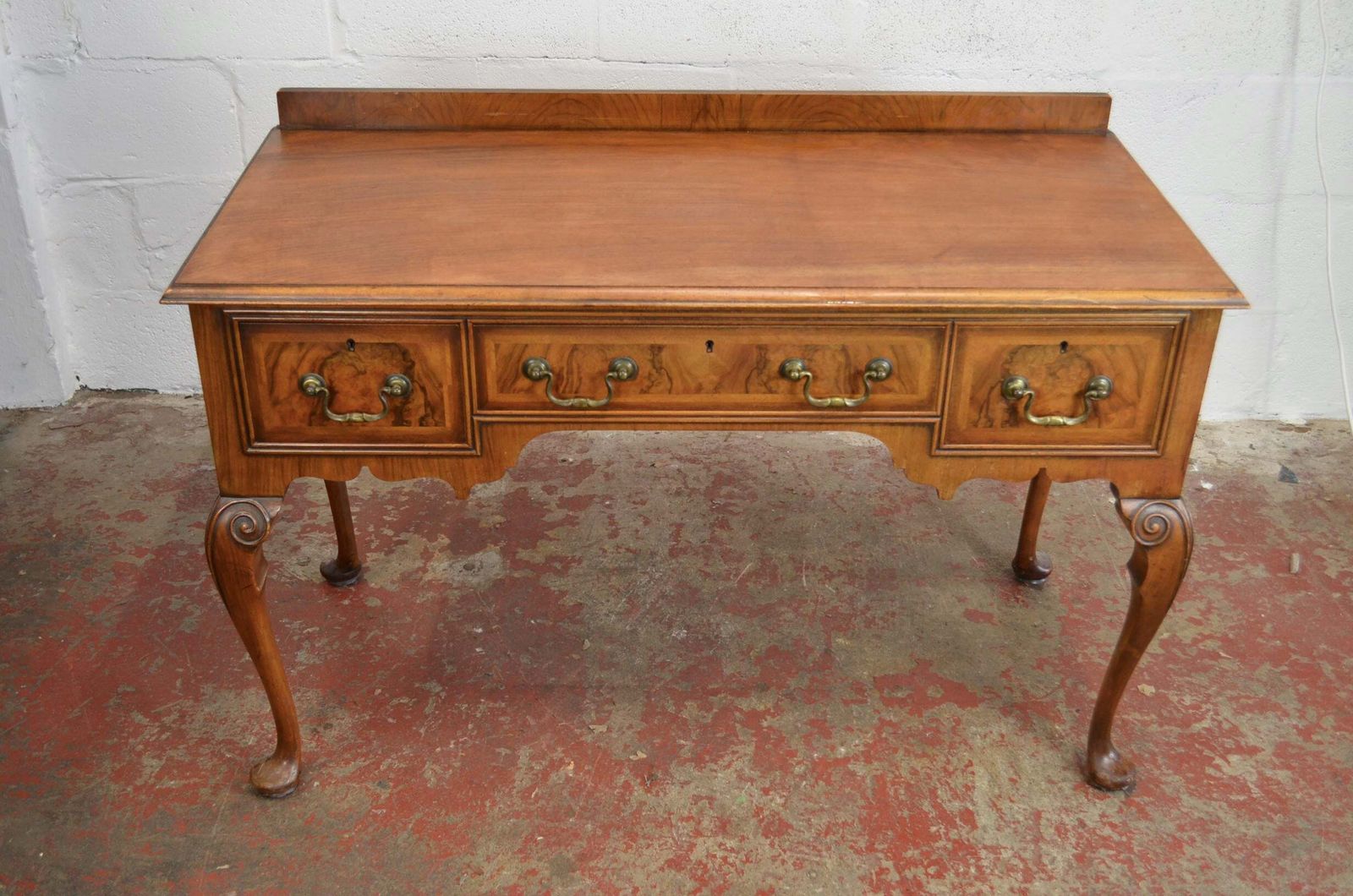 Waring & Gillow   A Queen Anne Revival Walnut Writing Table Desk photo furniture