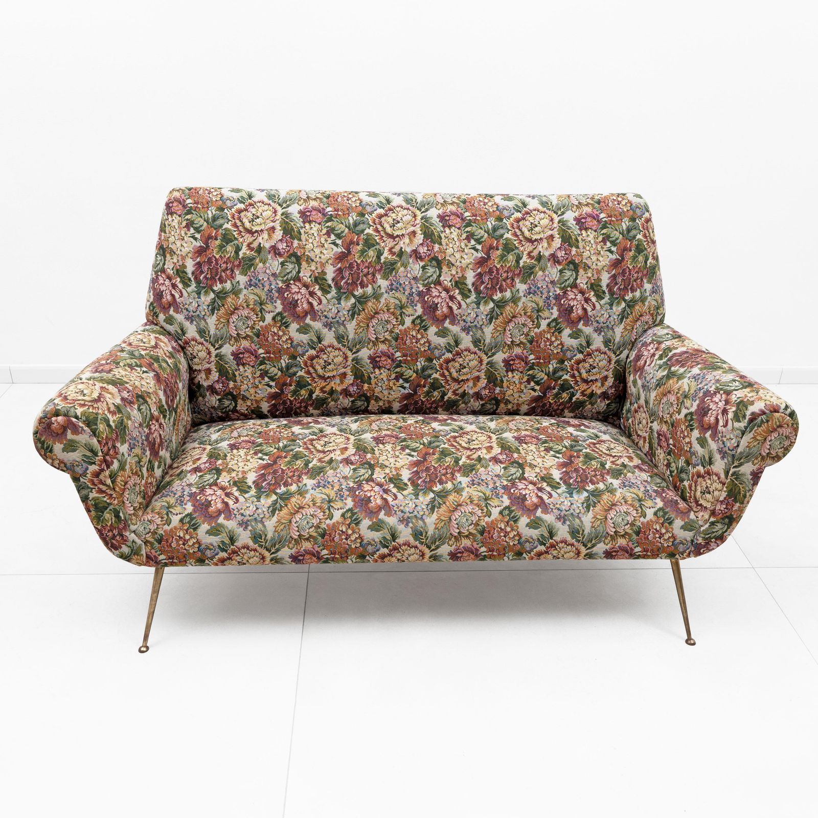 Gigi Radice Mid Century Modern Italian Sofa For Minotti, 1950s photo vinterior