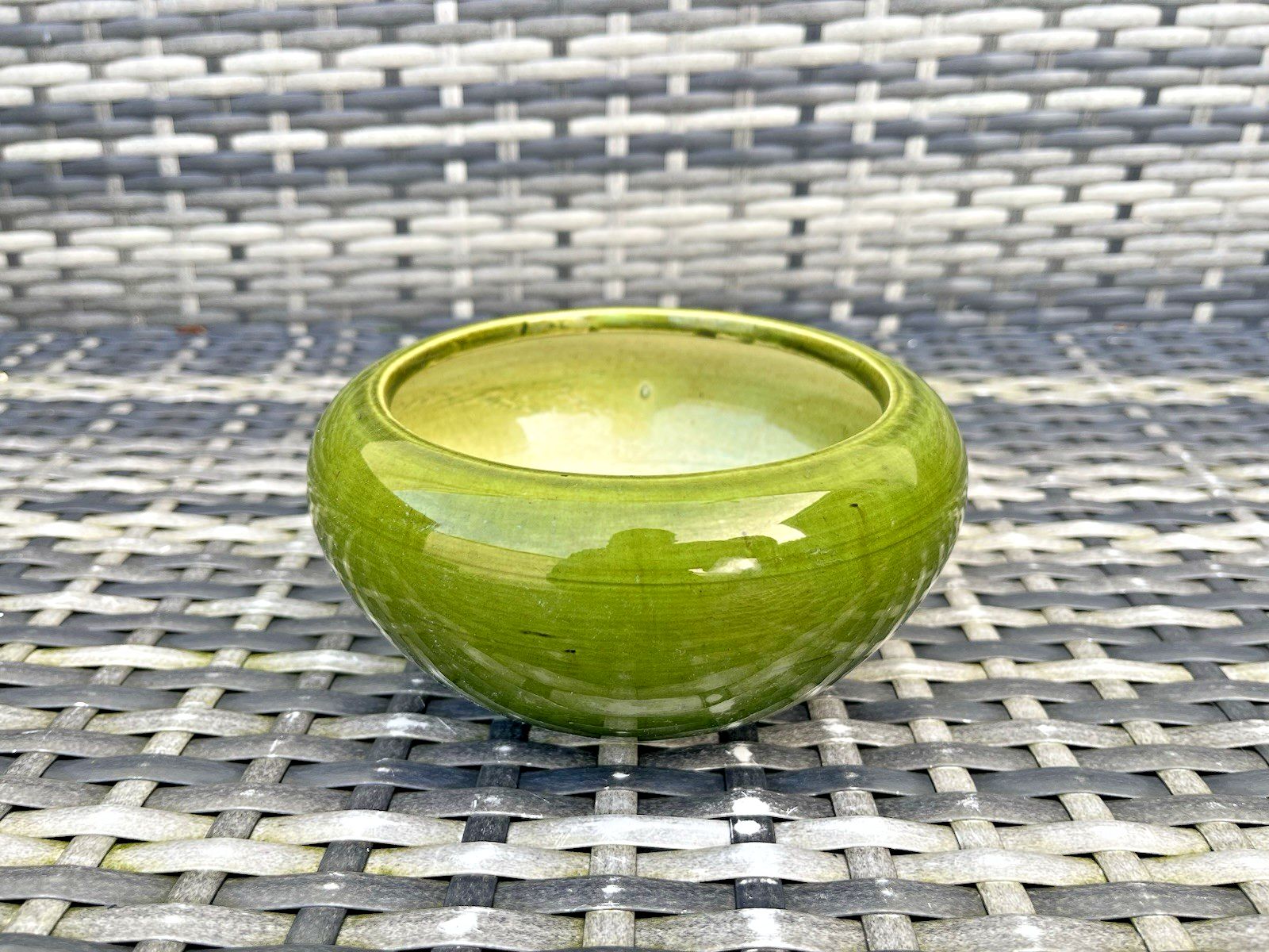 Small Antique Art Nouveau Green Bretby Pottery Squat Vase Planter Plant Pot 1644 photo vintage