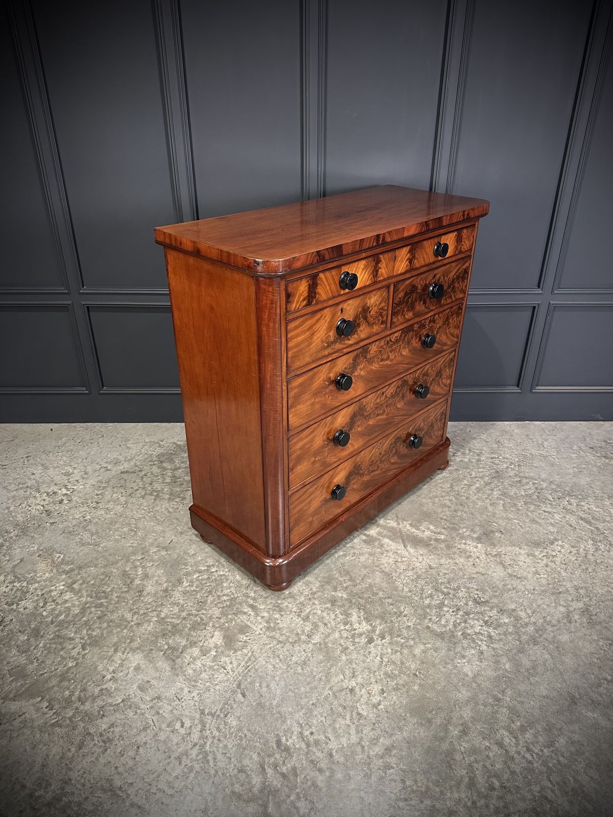 Large Victorian Flame Mahogany Chest Of Drawers photo furniture