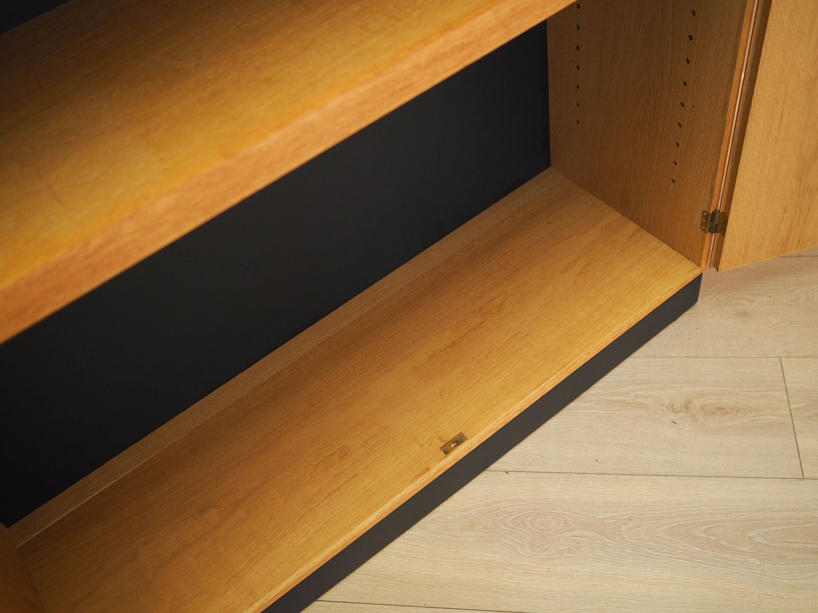 photo vintage Ash Bookcase, Danish Design, 1960s, Designer: Børge Mogensen