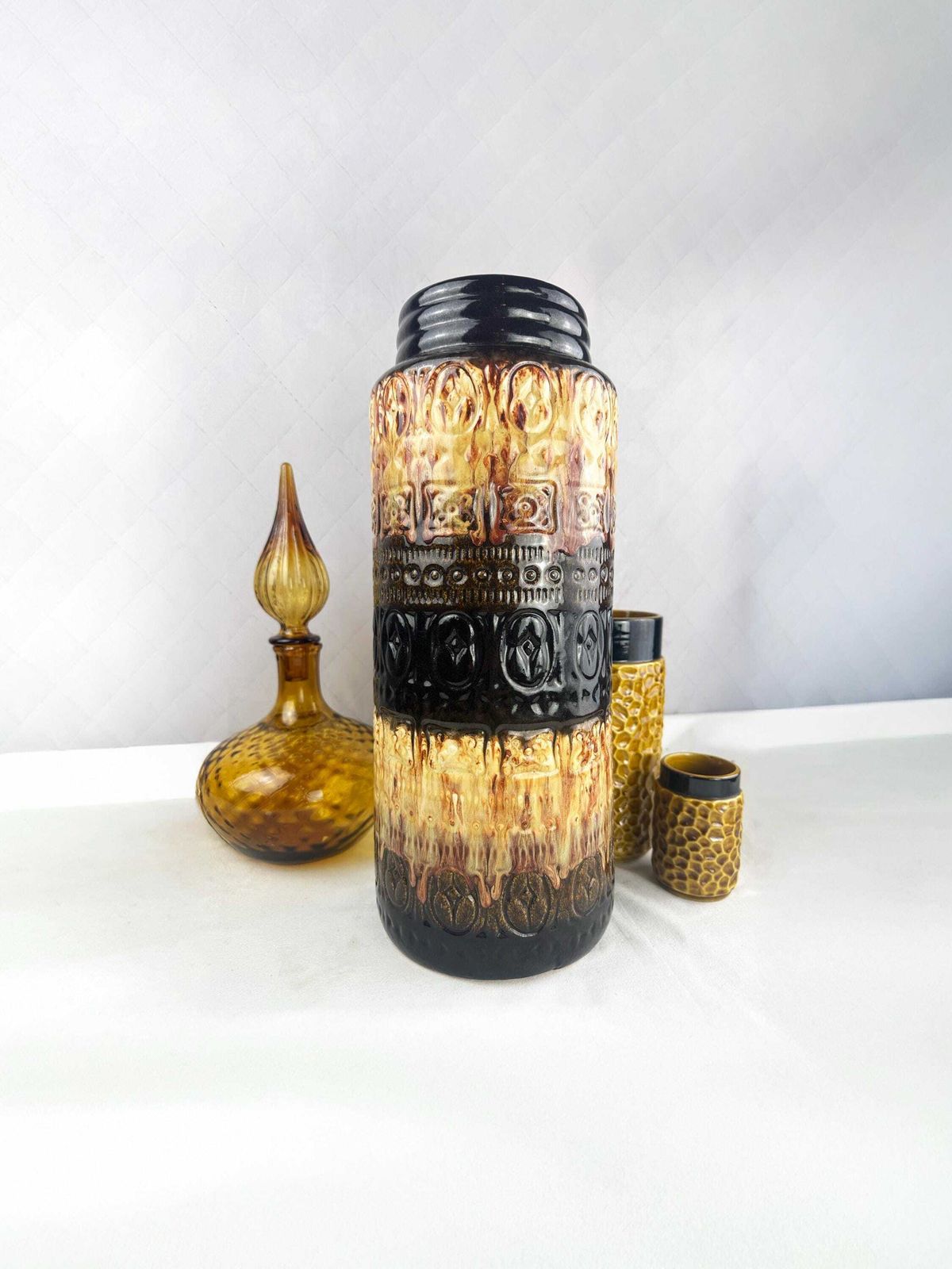 Large West German Pottery Floor Vase, Mid Century Geometric Cream Chocolate Brown, Scheurich 1970s photo vinterior
