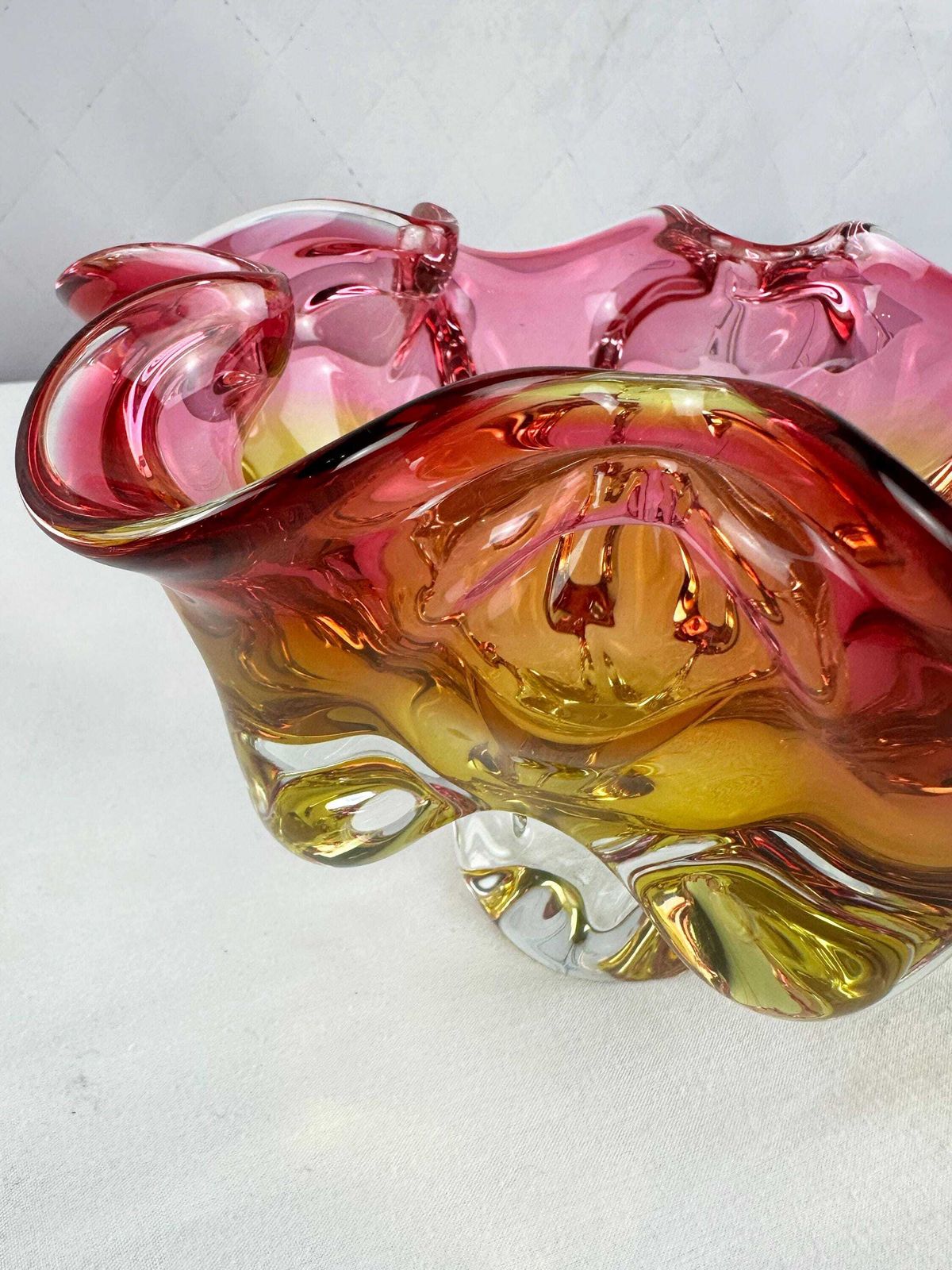 Josef Hospodka Chribska Sommerso Glass Bowl, Pink Yellow Flower Art photo Home Decor