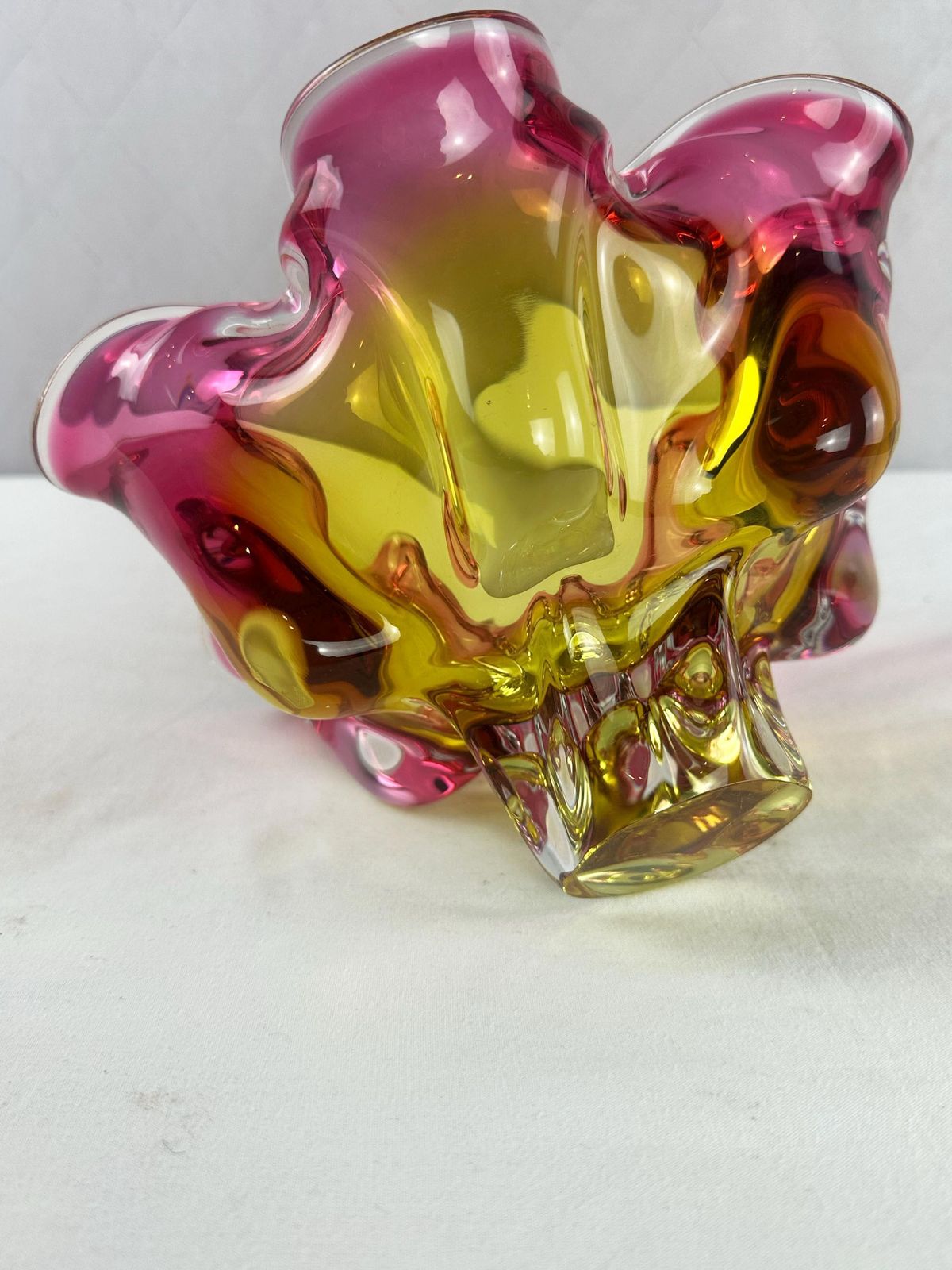 199.0 Josef Hospodka Chribska Sommerso Glass Bowl, Pink Yellow Flower Art photo
