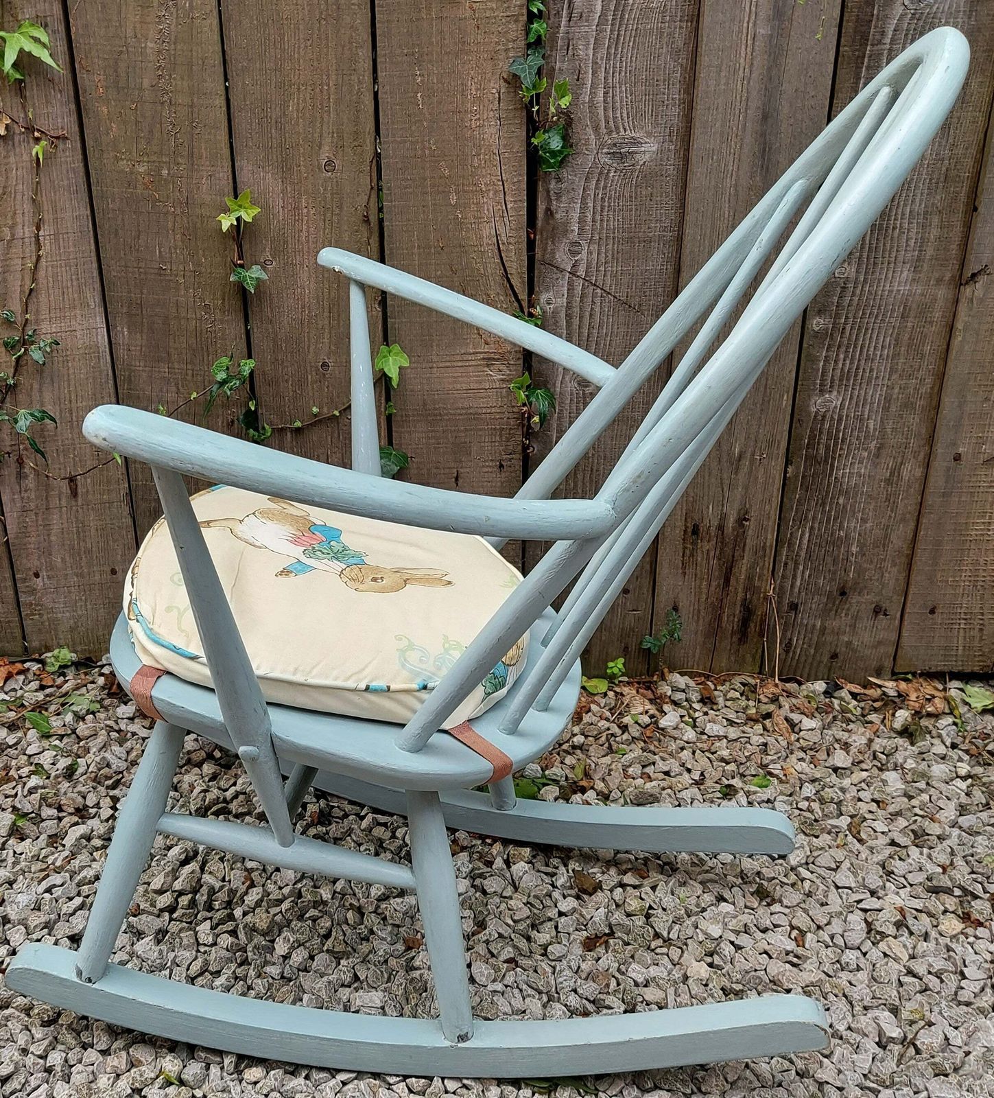 Mid Century Ercol Windsor Quaker 428 Rocking Chair Painted photo Furniture