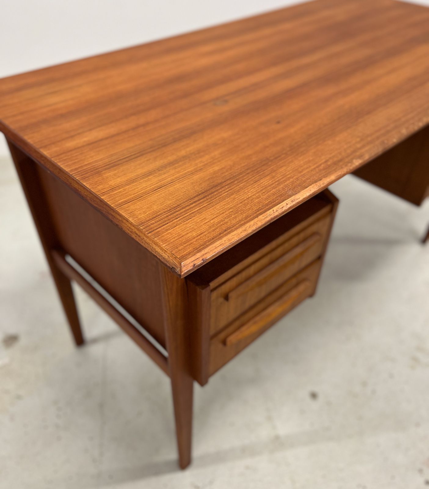 1150.0 Teak Desk By Gunner Nielsen For Tibergaard, 1960s. photo
