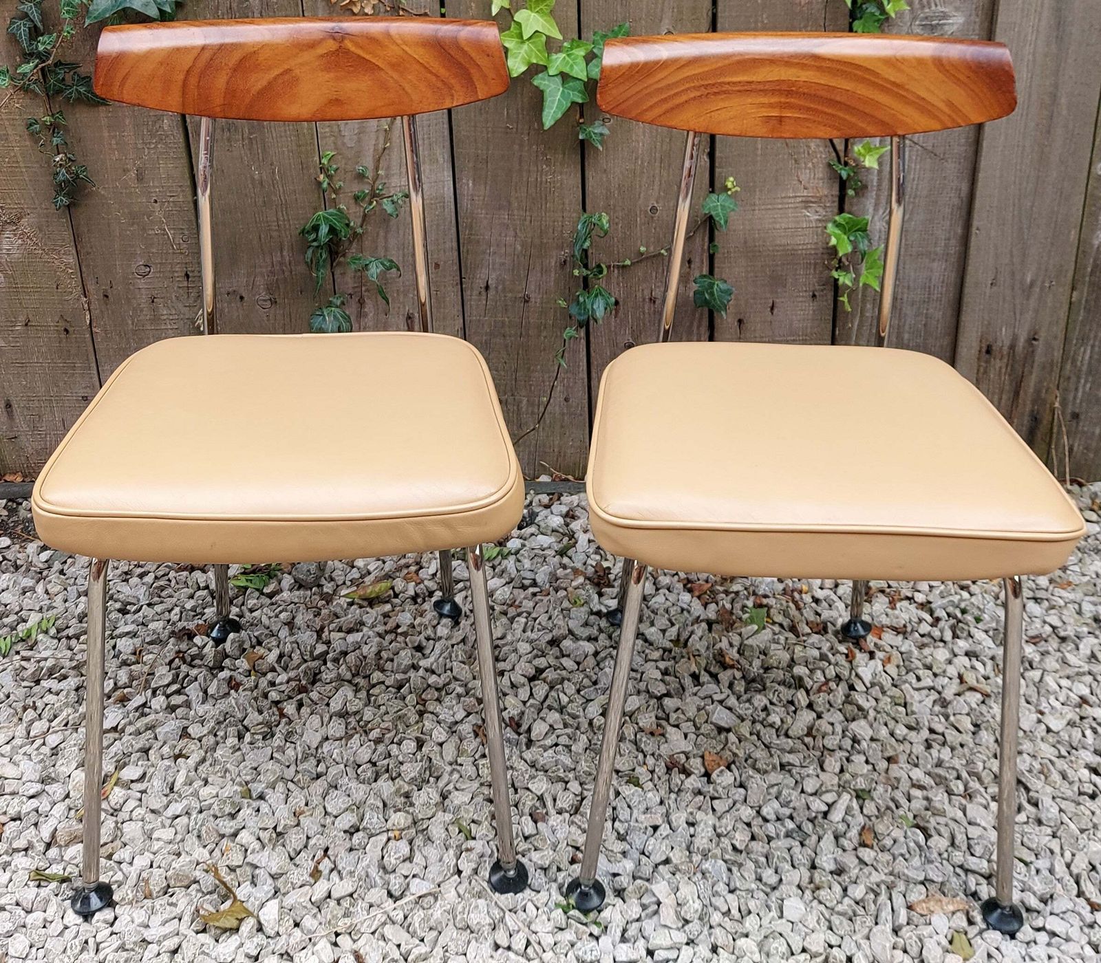 Mid Century Modern 2 Stag 'S' Range Chairs John Sylvia Reid Beige Vinyl photo for sale