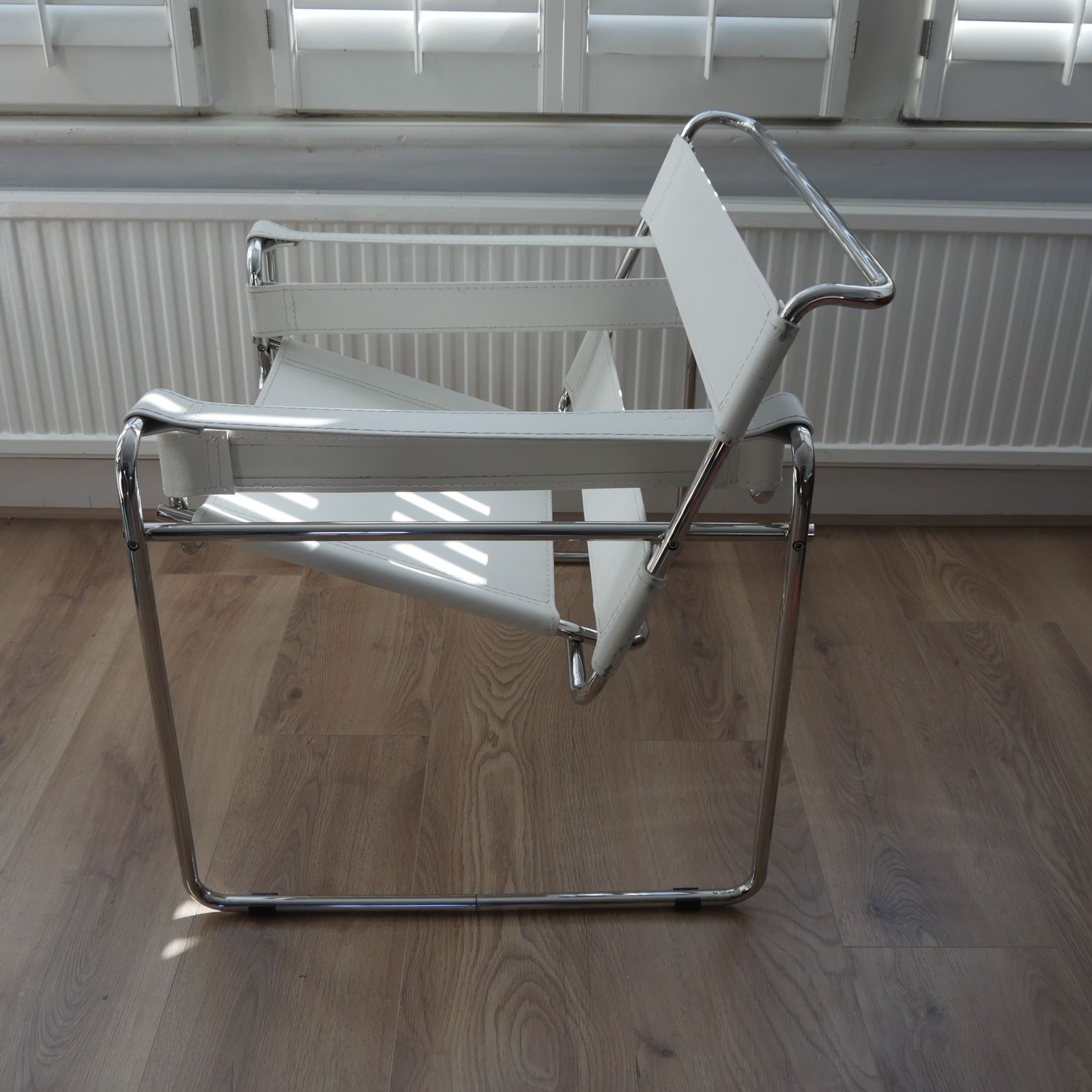 Italian 1990s Wassily B3 Style Chair – White & Chrome – Bauhaus / Marcel Breuer photo for sale