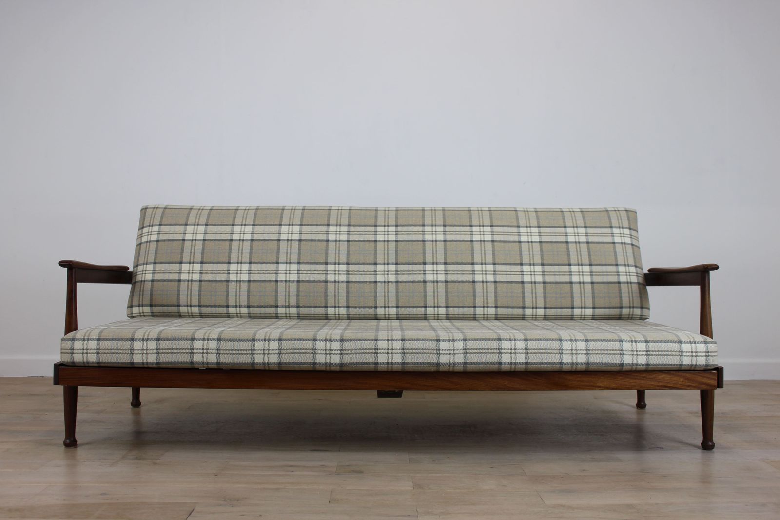Furniture Guy Rogers Manhattan Studio Sofa photo