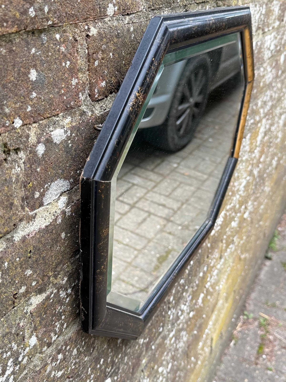 1970s Vintage Octagonal Wall Mirror, Black & Gold Resin Frame, Bevelled Glass, Retro Geometric Decor photo vinterior