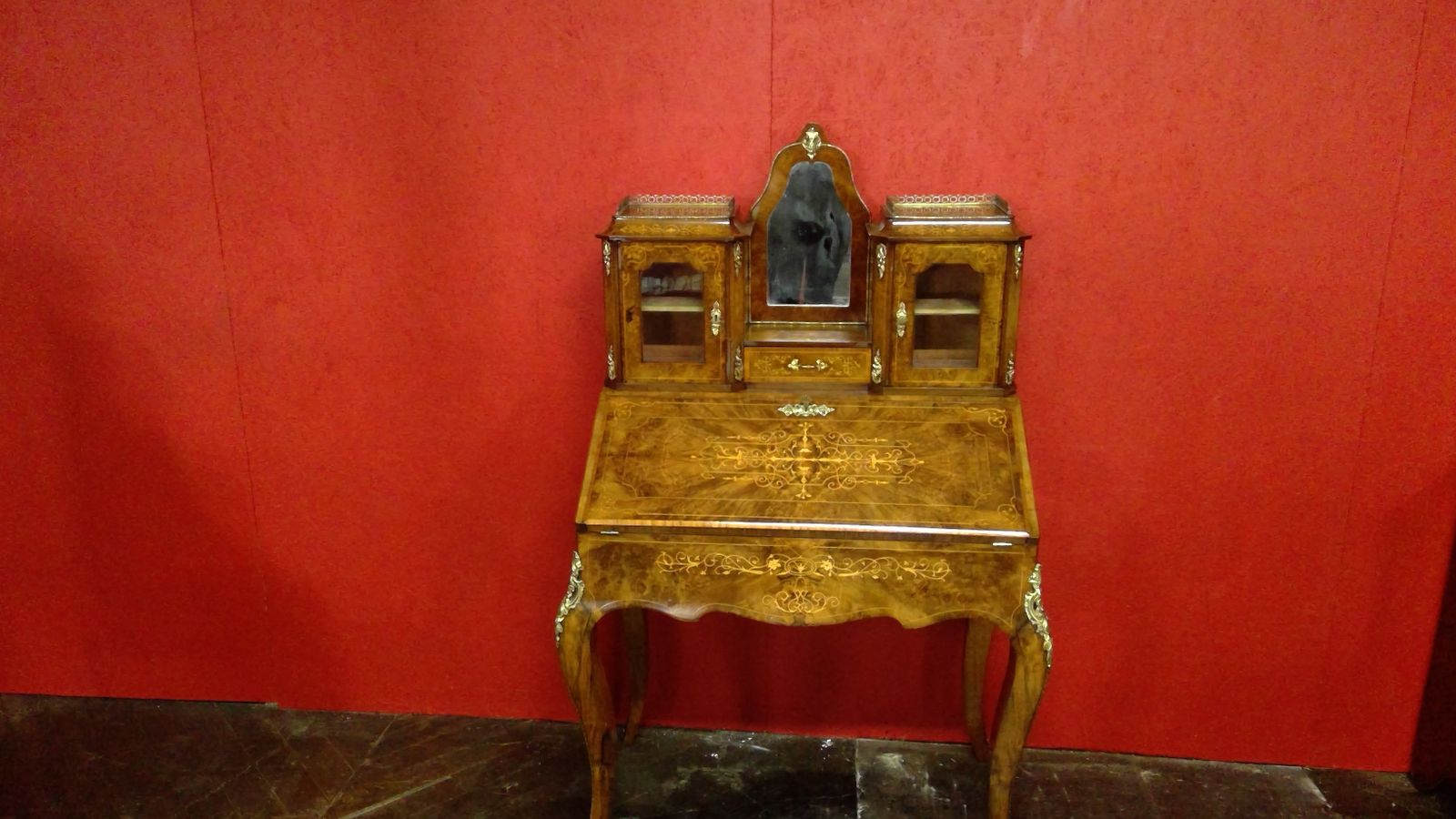 Pair Of Victorian Walnut Bonheur De Joures photo Furniture