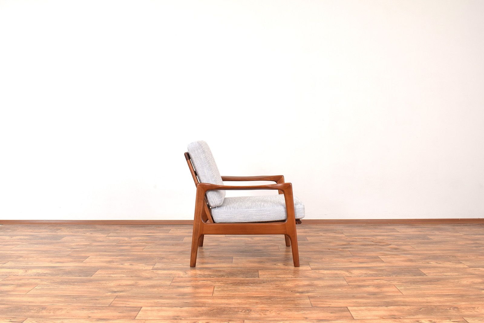 Mid Century Lounge Chair By Illum Wikkelsø, 1960s. photo for sale