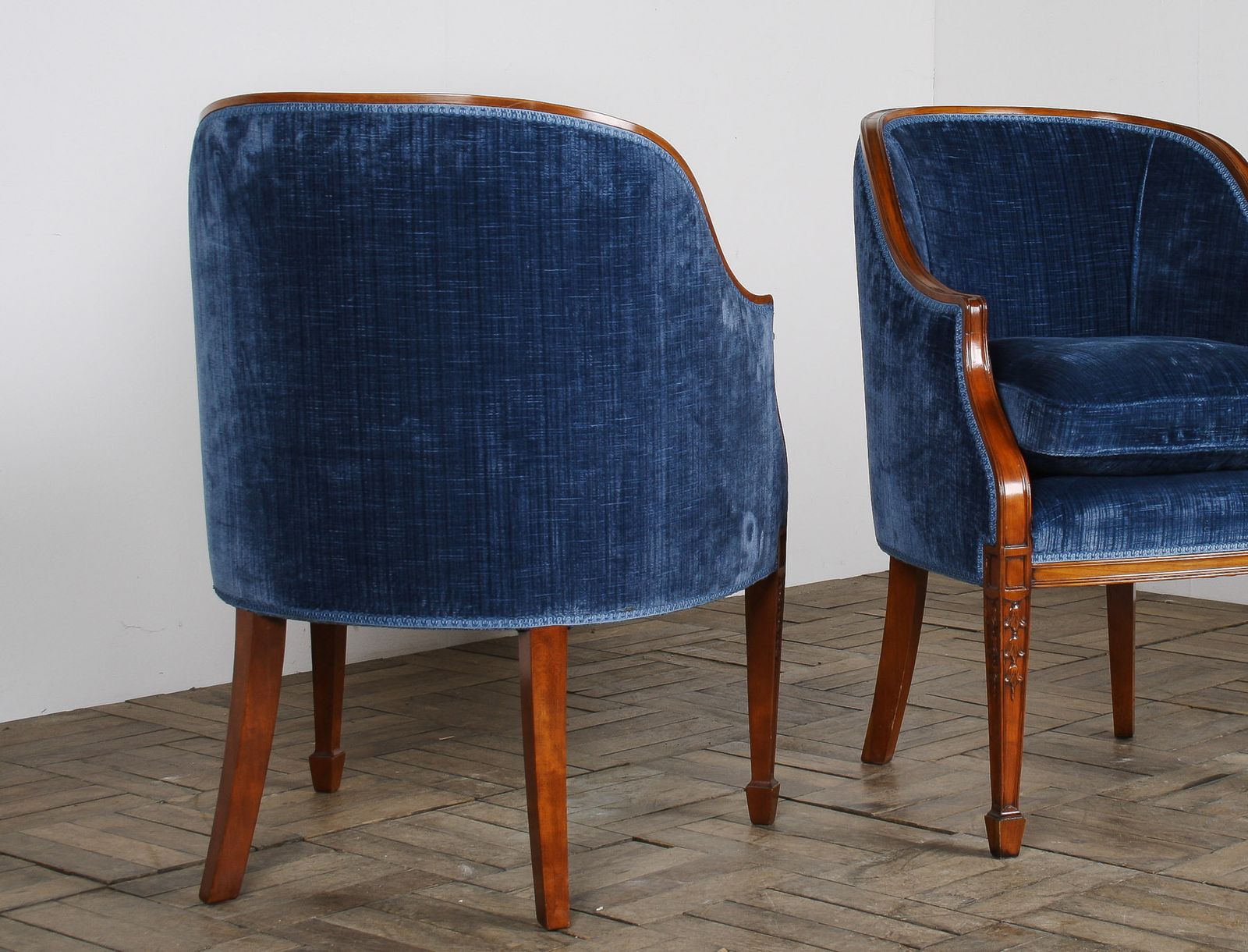 1895.0 A Exquisite Pair Of Tub Chairs In Royal Blue By Fine Furniture Maker Arthur Brett photo