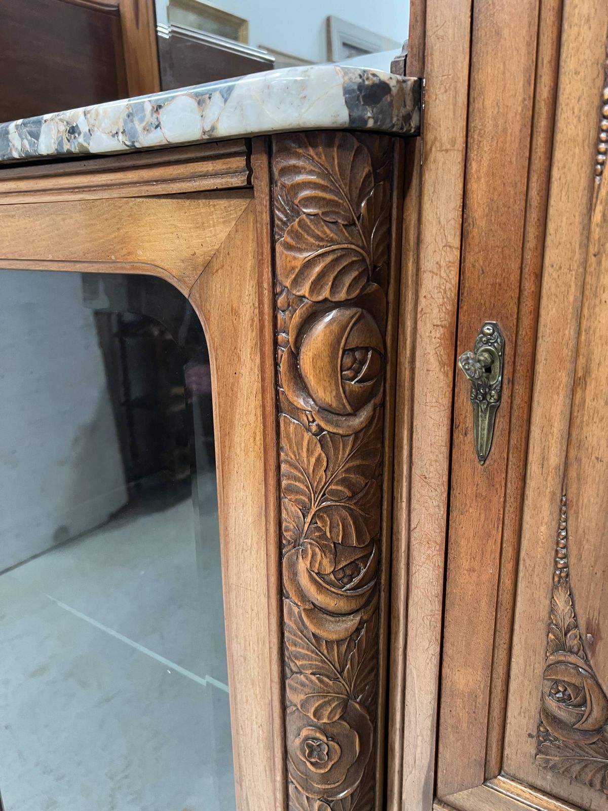 1224.0 Art Deco Buffet In Solid Walnut, 20th Century. photo