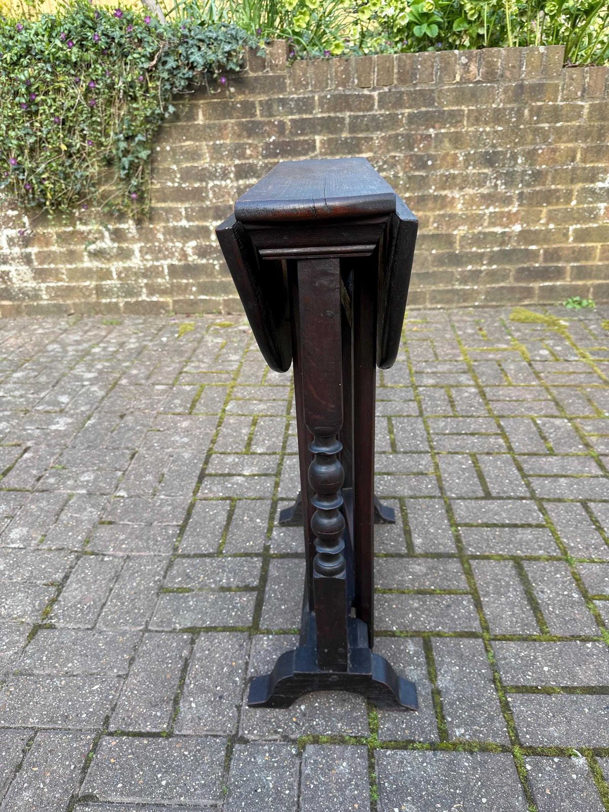 photo buy Superb Antique Oak Gateleg Drop Leaf Table – Late Victorian / Edwardian, Circa Early 1900s