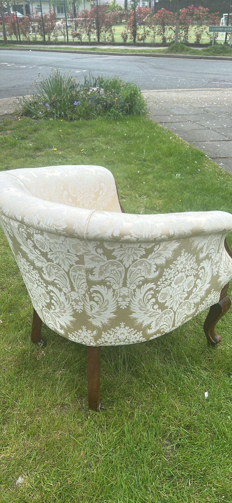 Spoon Shaped Back Victorian Mahogany And Cream Damask Chair photo furniture