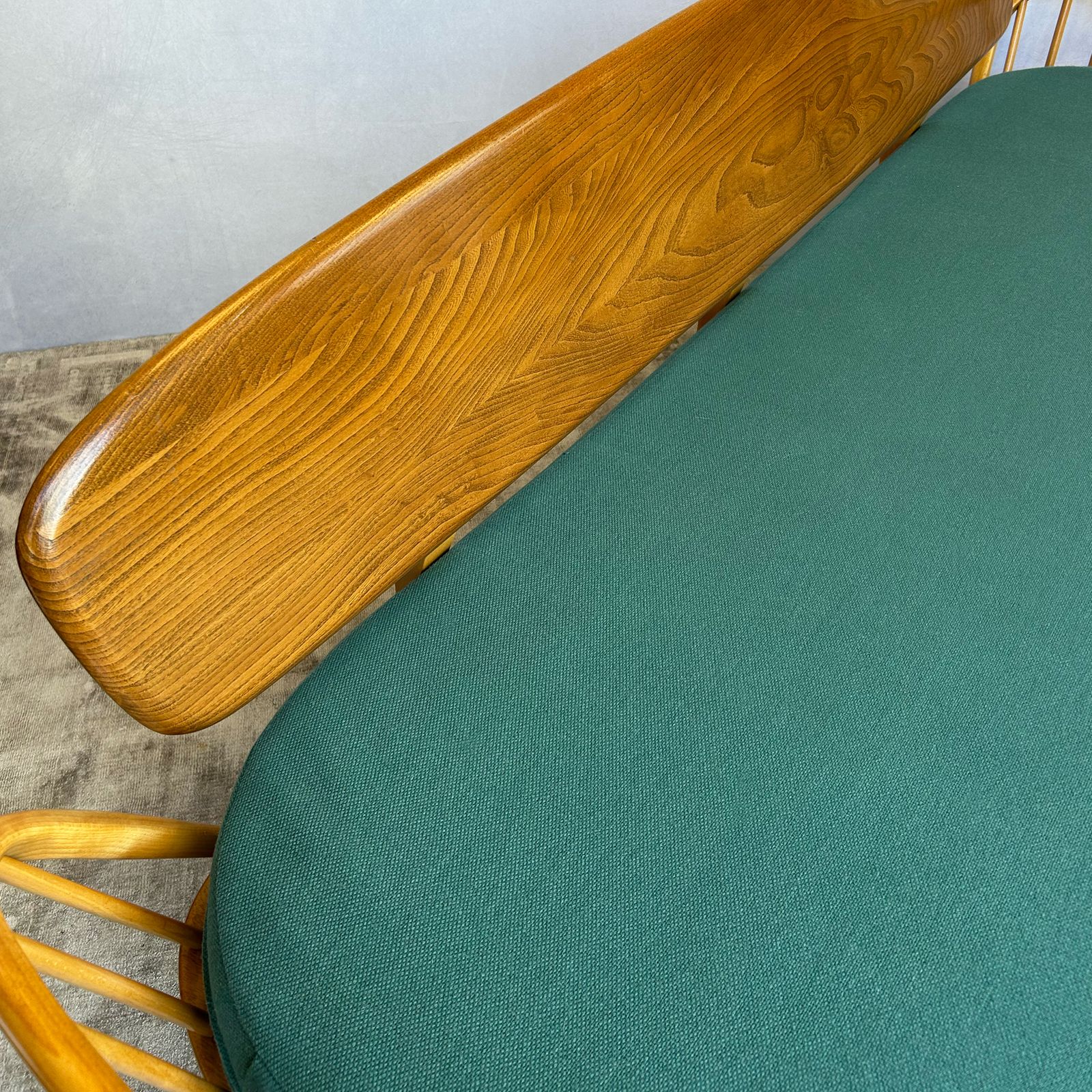 Furniture Ercol Day Bed / Studio Couch ‘Model 355’ photo