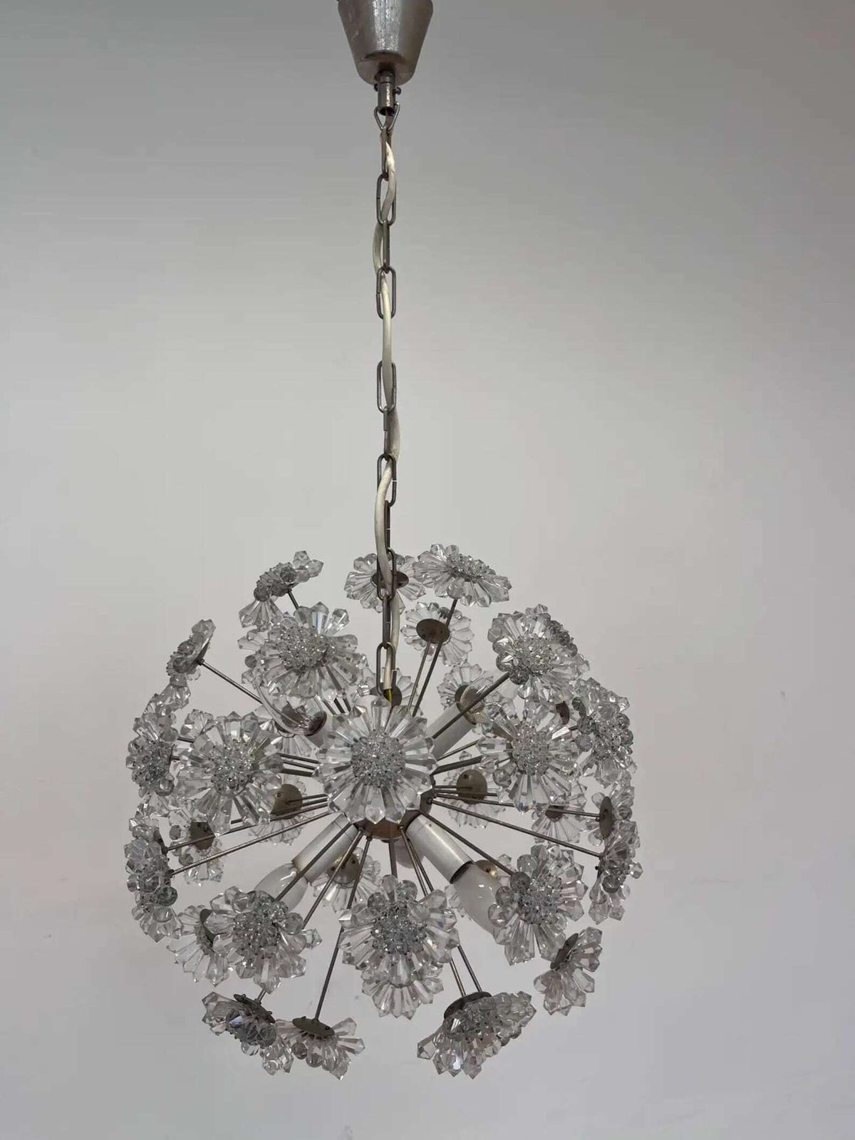 Sputnik Dandelion Chandelier Glas Chroom Emil Stejnar Stijl Jaren 1970 Tsjecho Slowakije. photo Verlichting