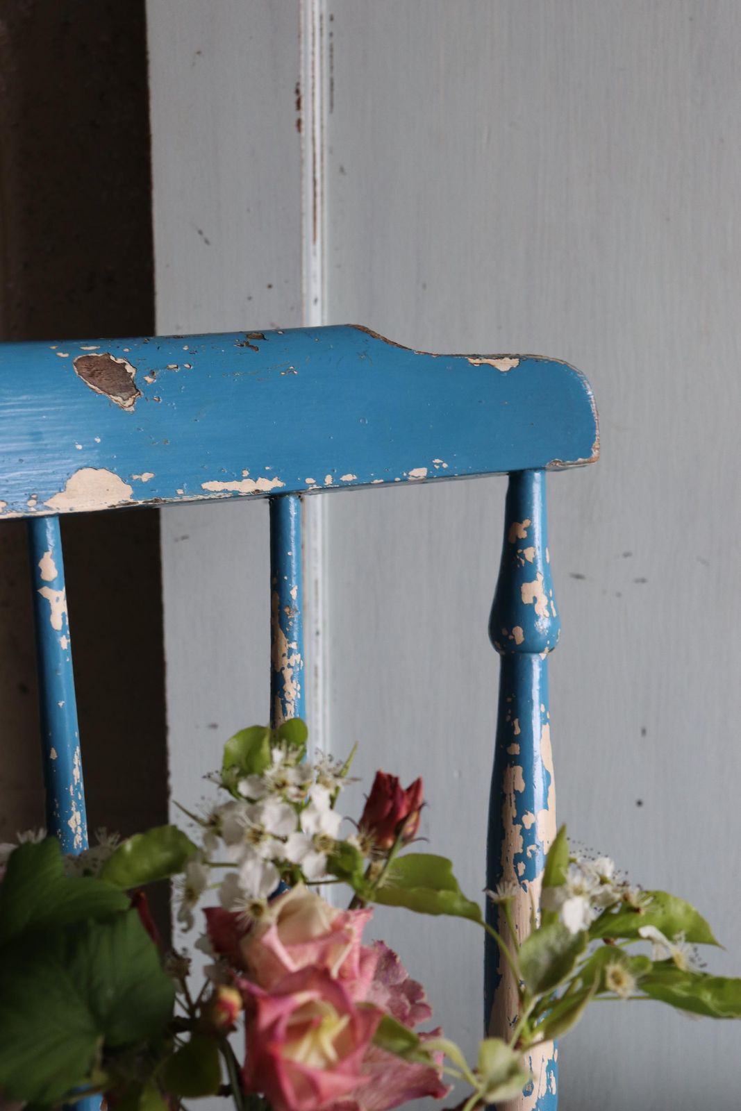 Charming Orignal Shabby Blue Painted Spindle Back Farmhouse Penny Chair photo Furniture