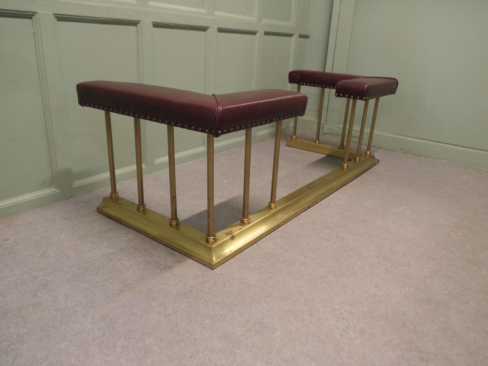 Art Deco Brass Club Fender, Fireside Bench This Is A Lovely Old Country House Piece photo Home Fixtures