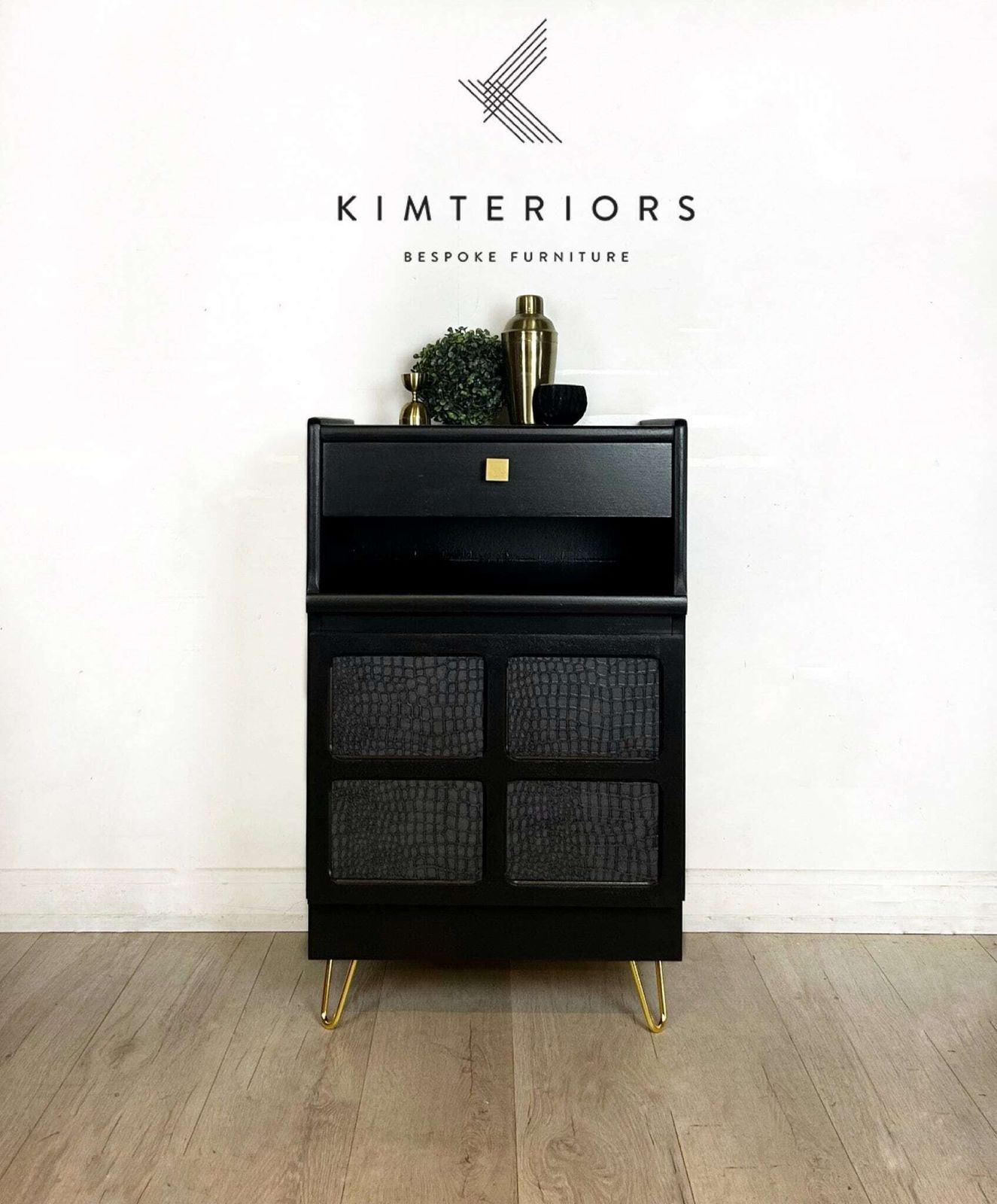 Nathan Small Drinks Cabinet, Cocktail Cabinet In Black And Gold